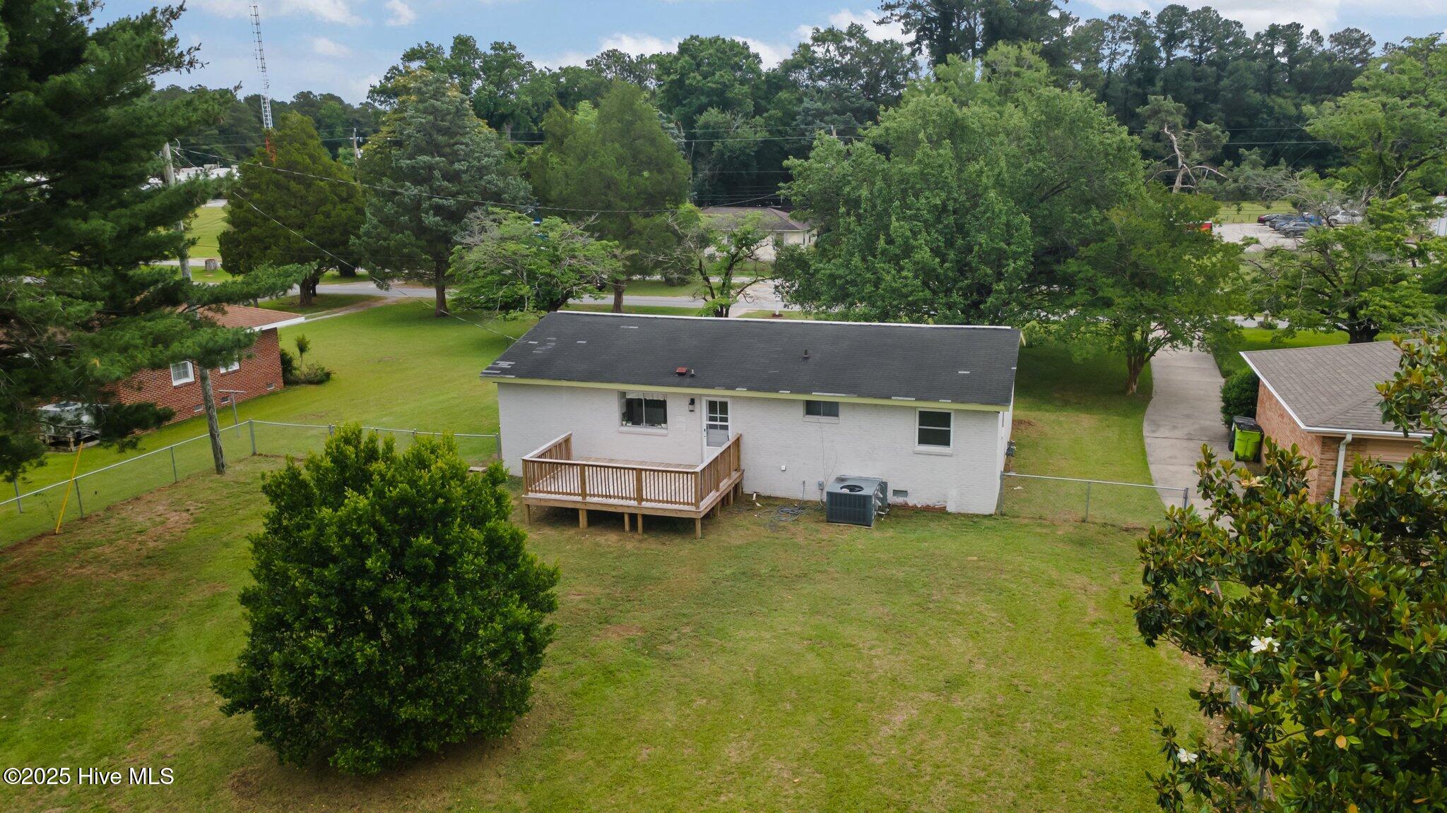 210 Glenburnie Drive Property Photo 7