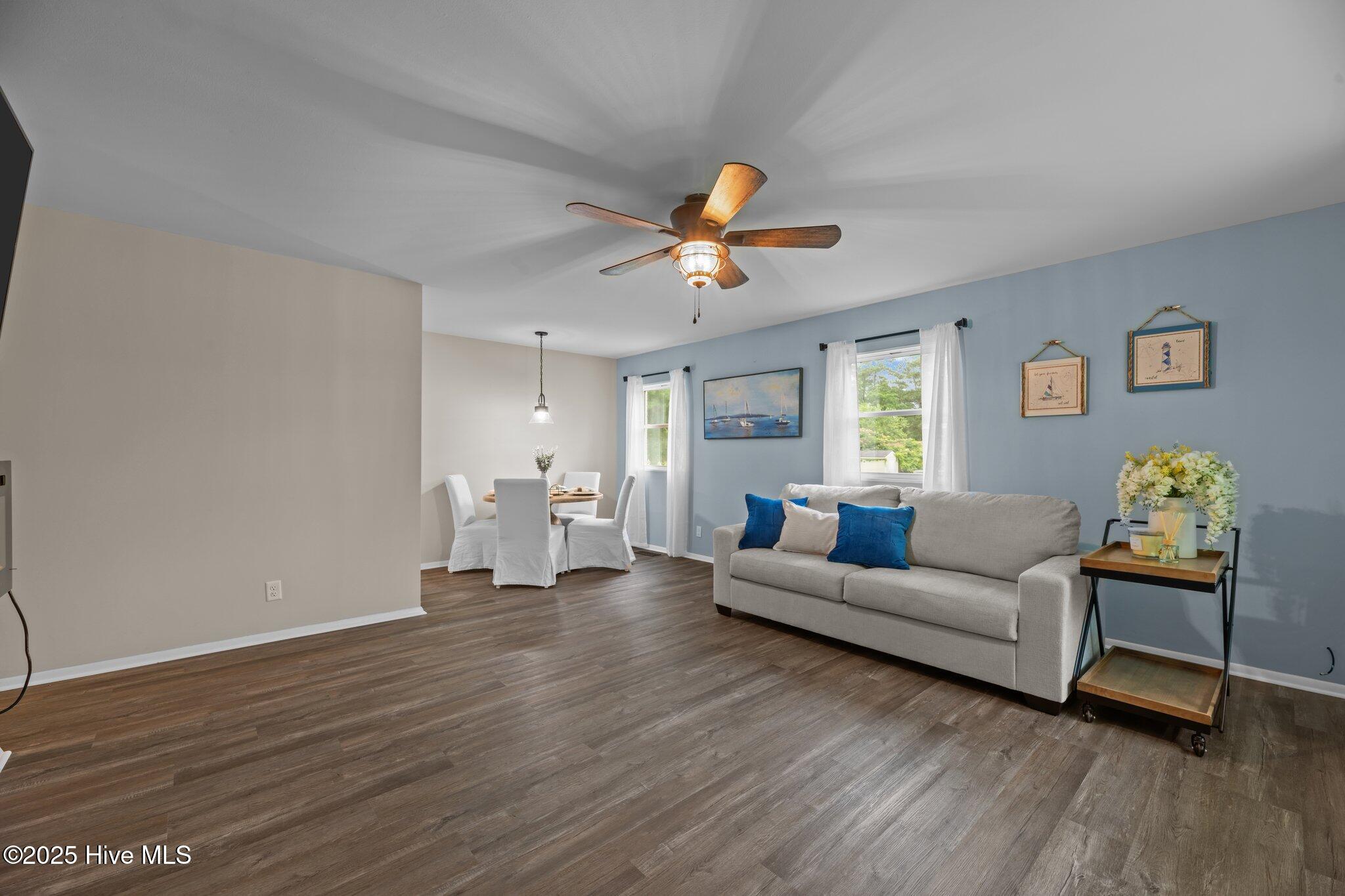 210 Glenburnie Drive Property Photo 10