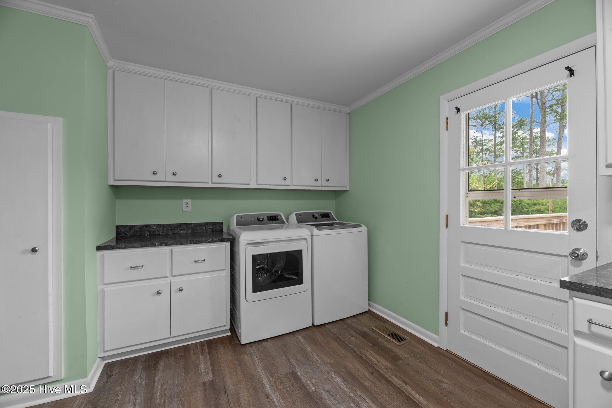 210 Glenburnie Drive Property Photo 18
