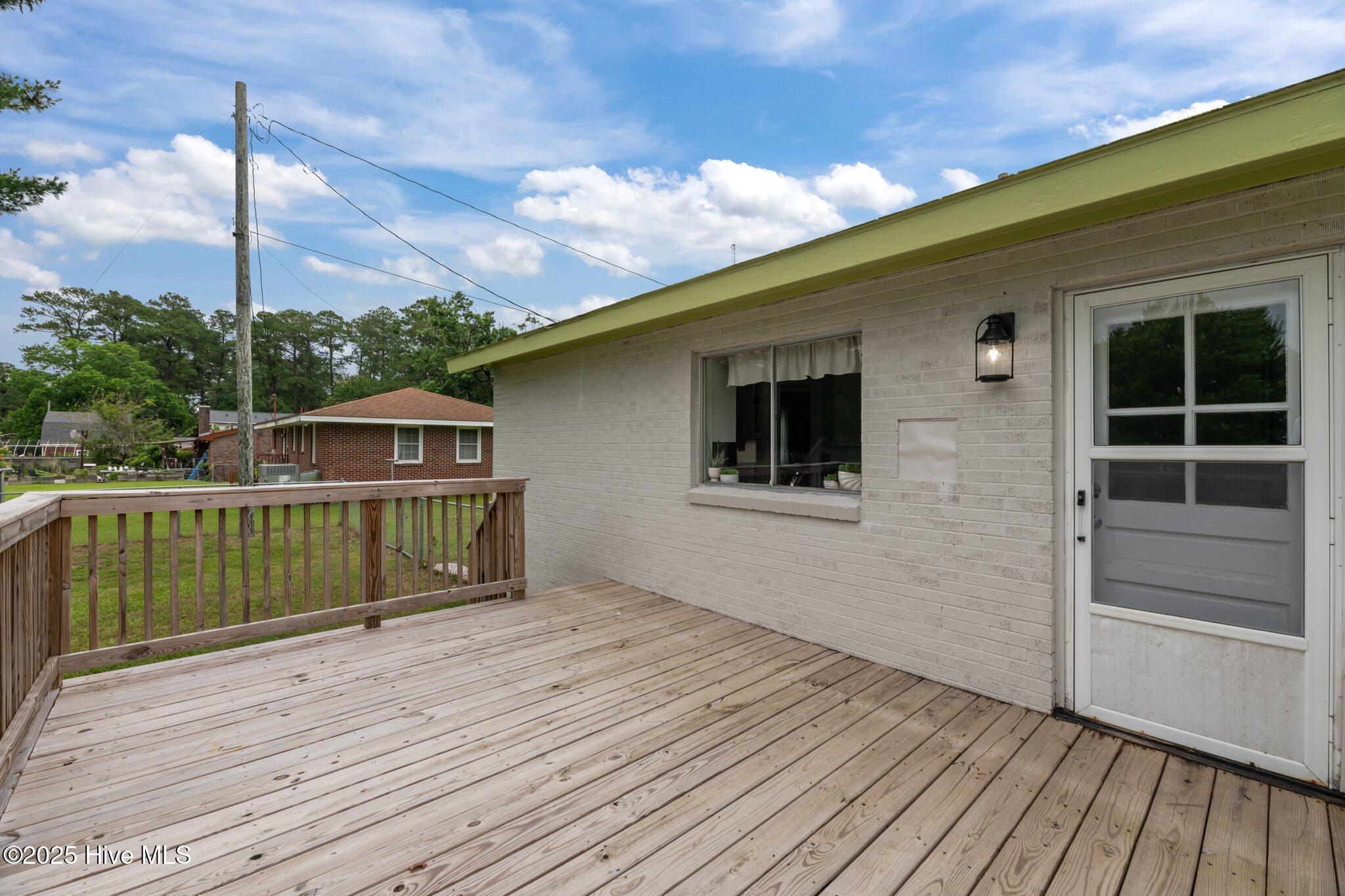 210 Glenburnie Drive Property Photo 31