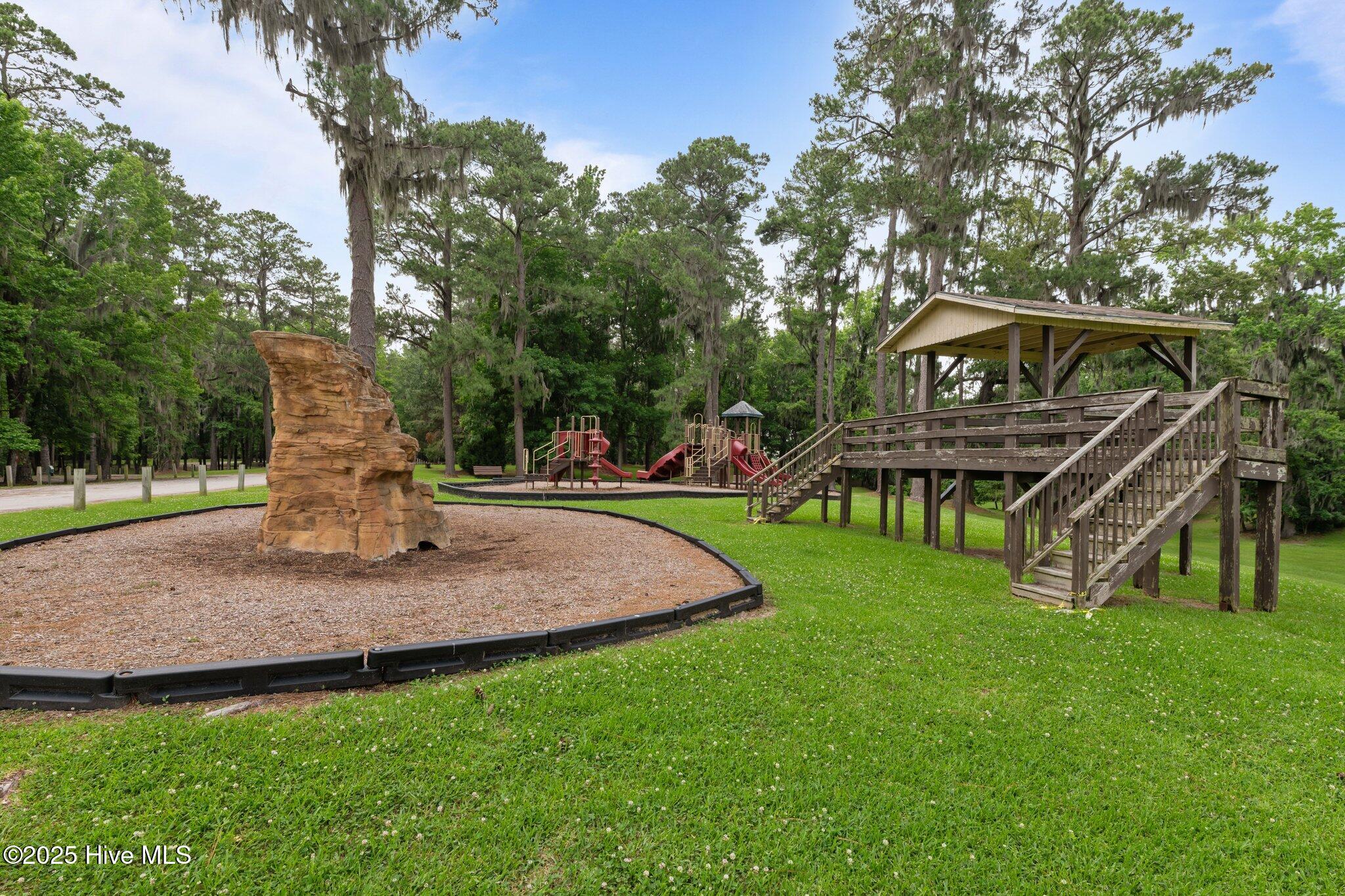 210 Glenburnie Drive Property Photo 32