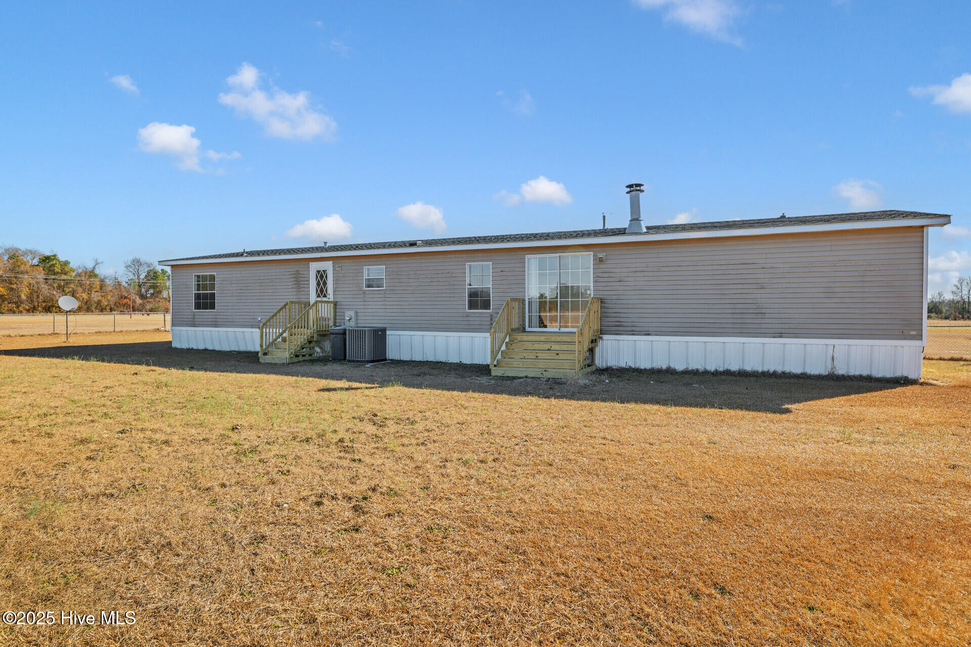 130 Moccasin Trail Property Photo 1