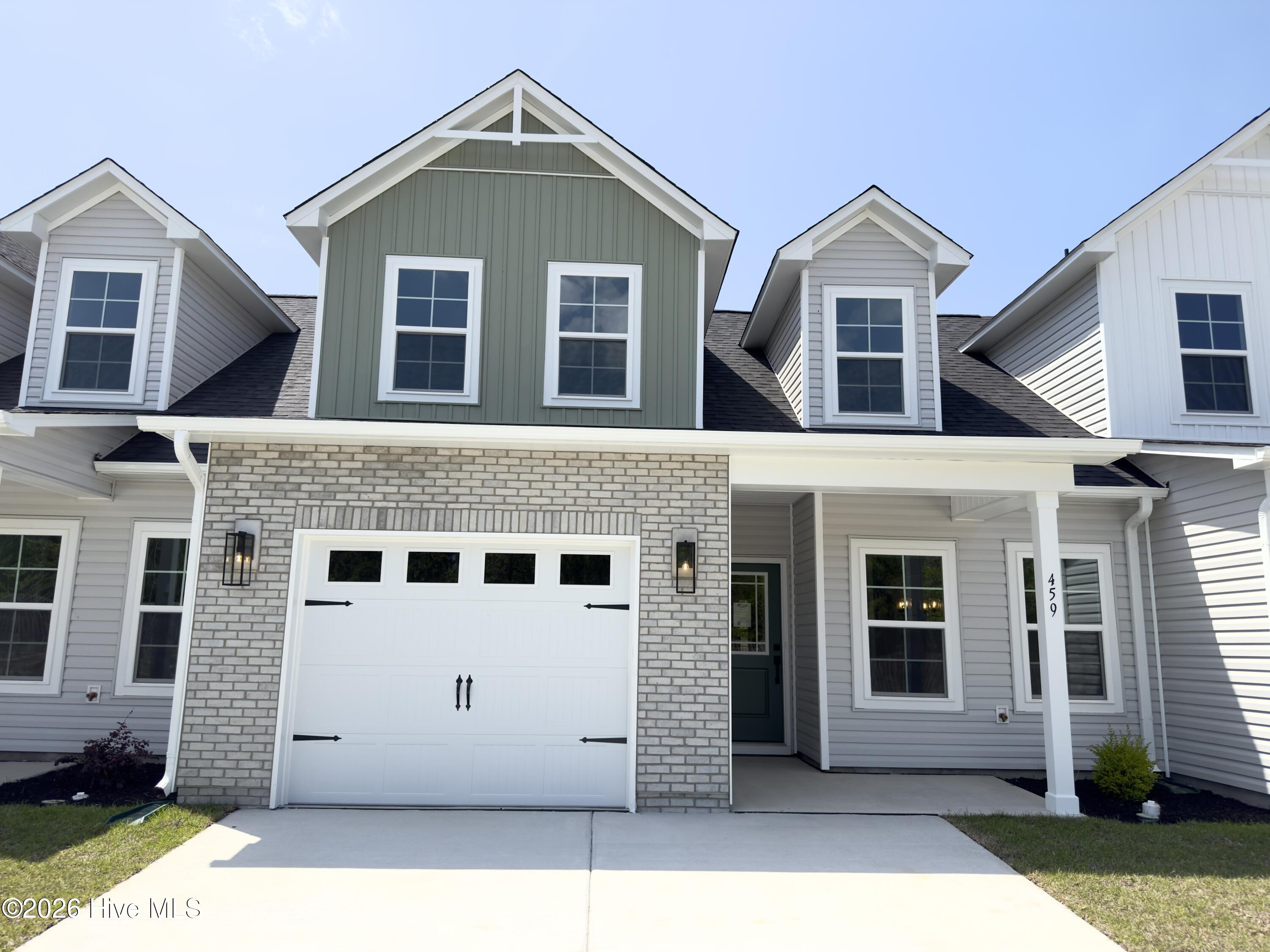 459 Timbercrest Circle Se Property Photo 1