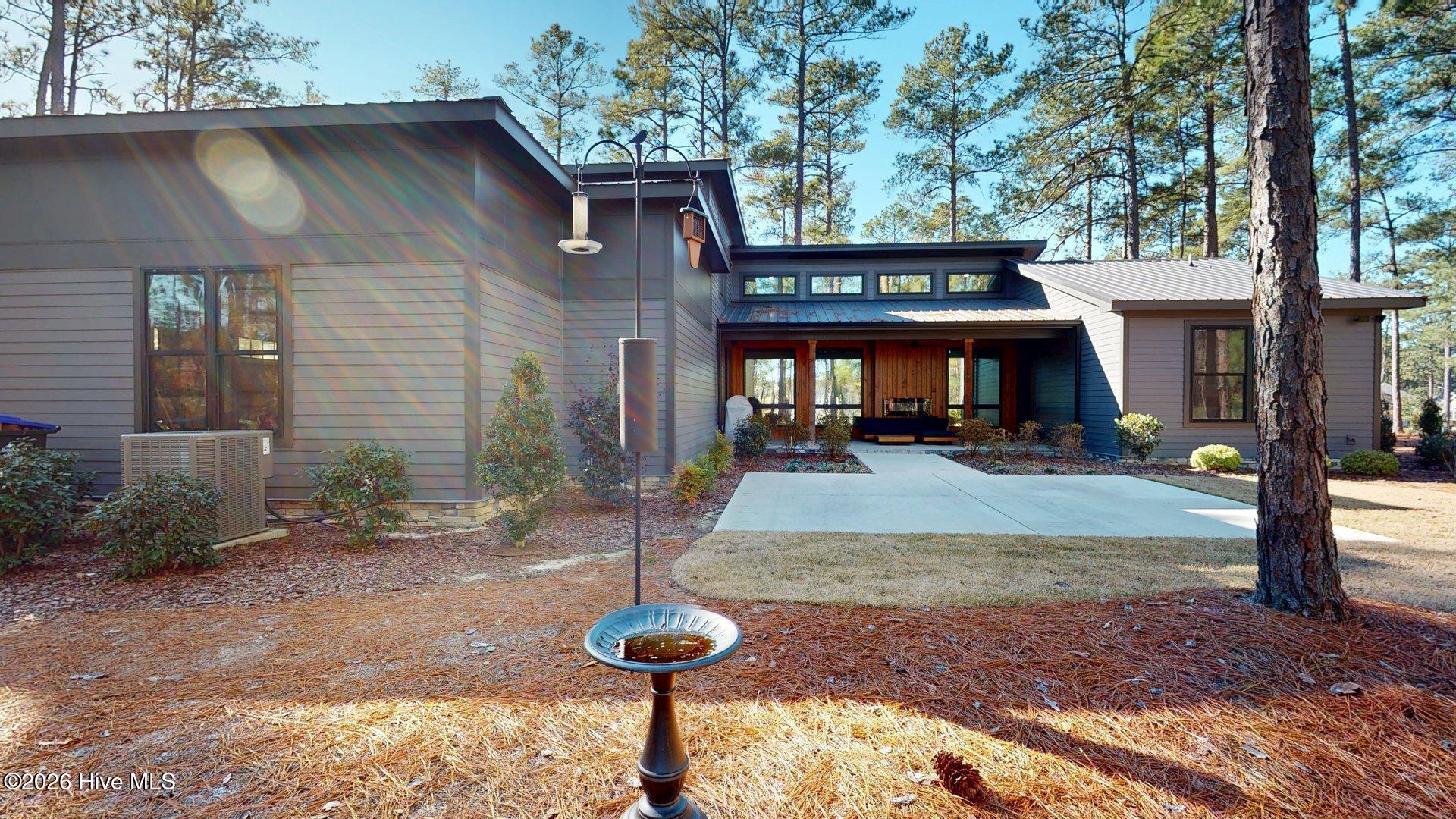4 Woodward Place Property Photo 6