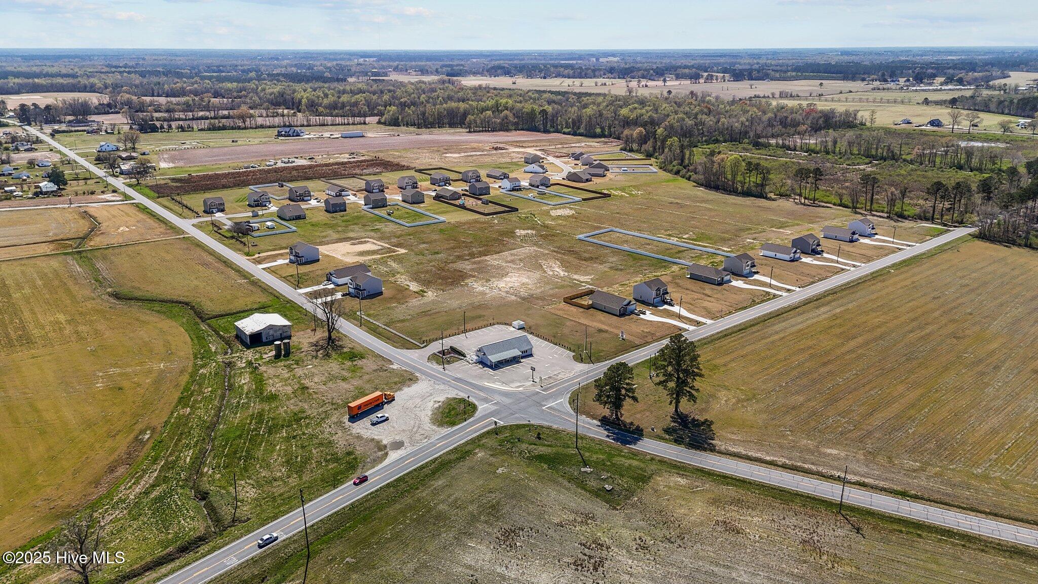 2146 Nc 102 E Property Photo 44