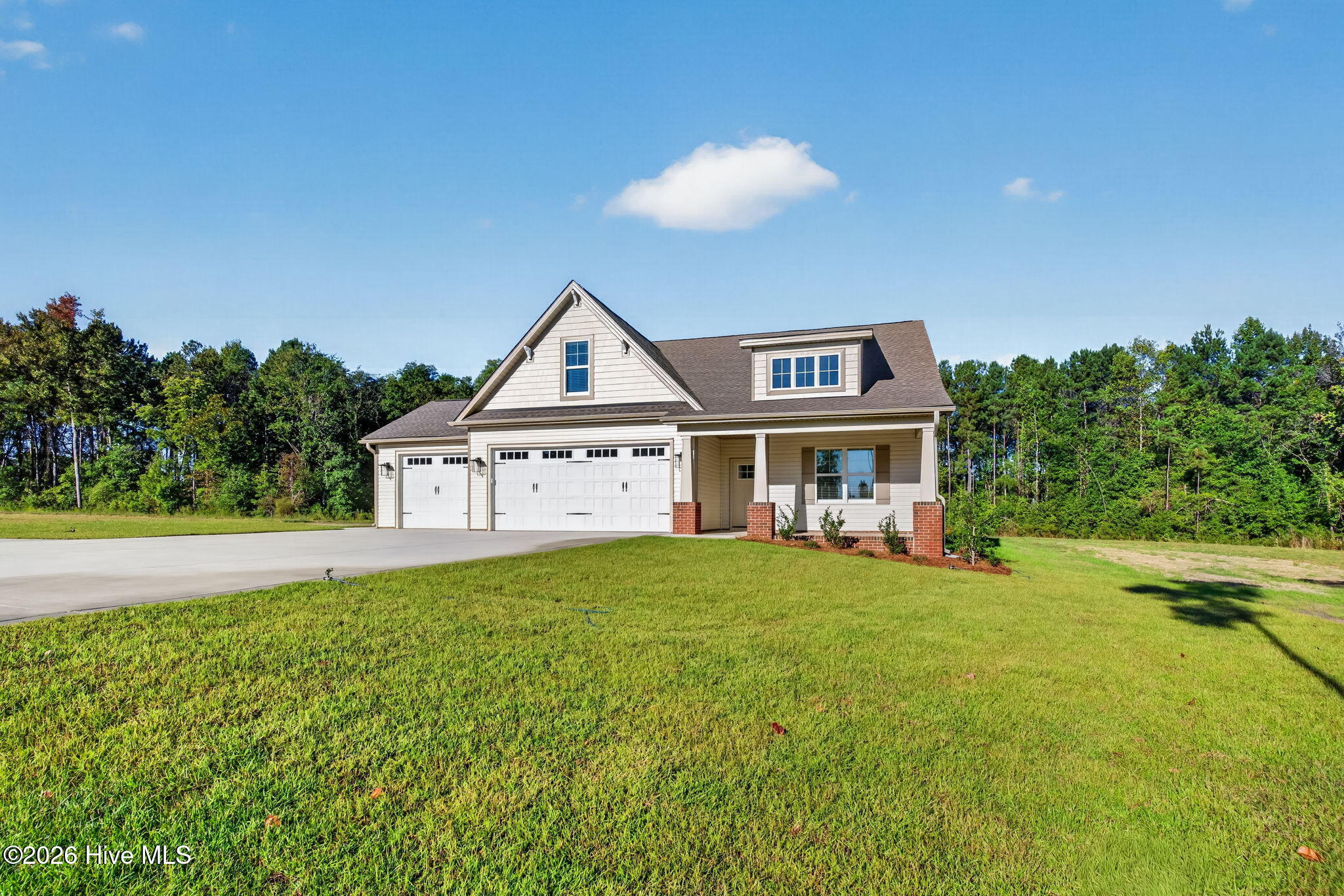 203 Boyce Court Property Photo 4