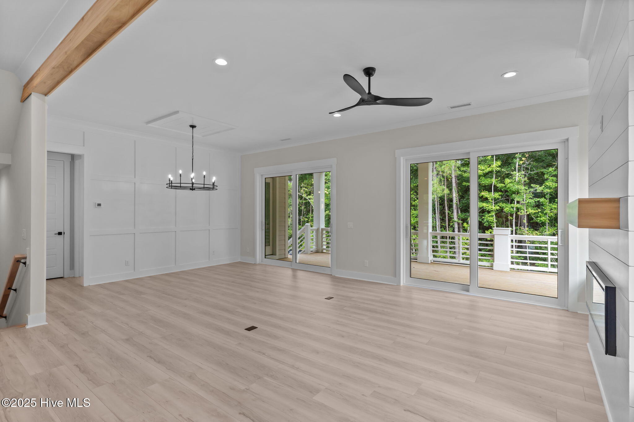 633 Vale Drive Property Photo 14