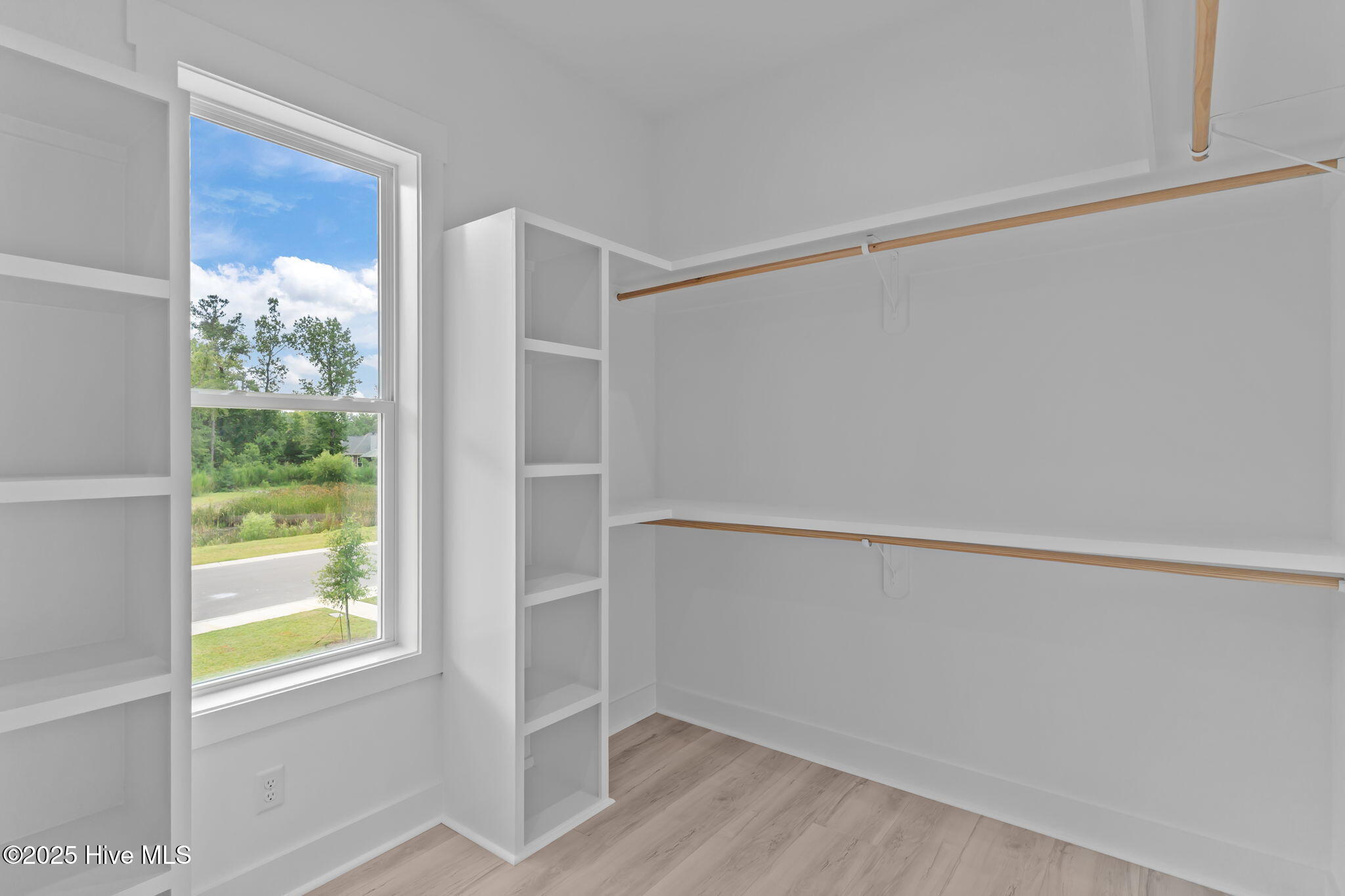 633 Vale Drive Property Photo 39
