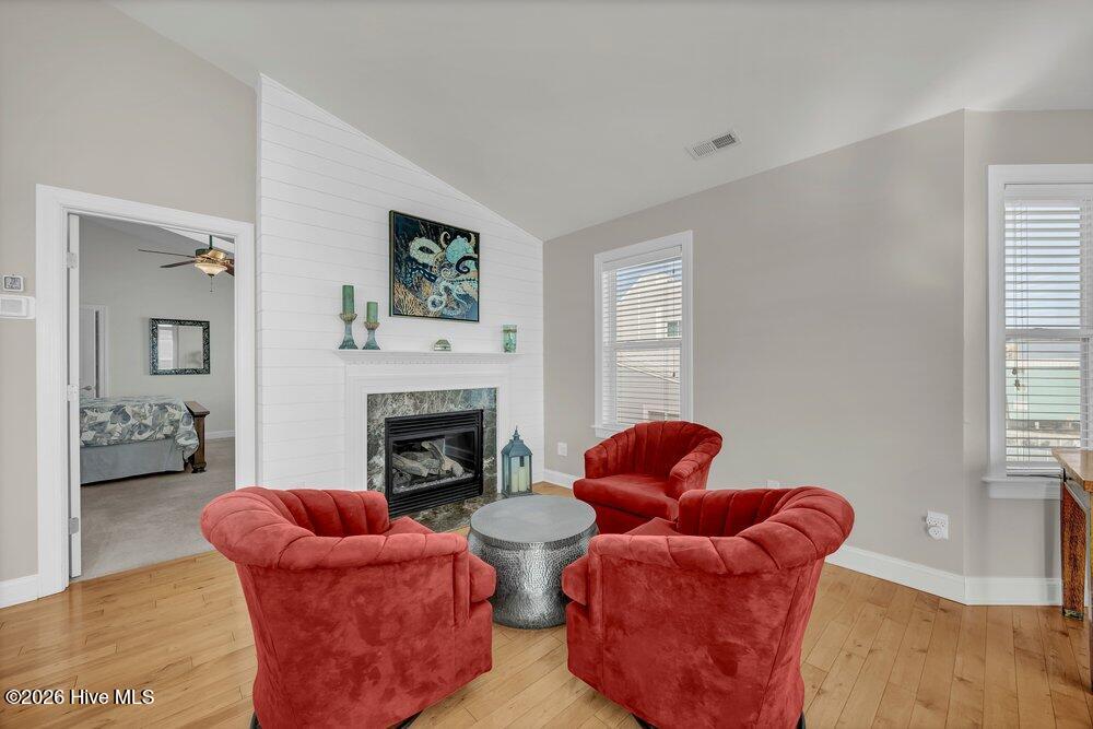 301 Carolina Beach Avenue S Unit 2 Property Photo 7