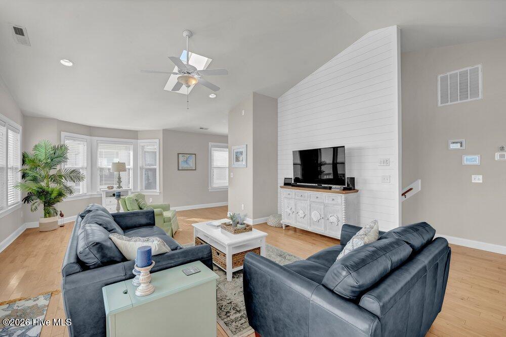 301 Carolina Beach Avenue S Unit 2 Property Photo 11