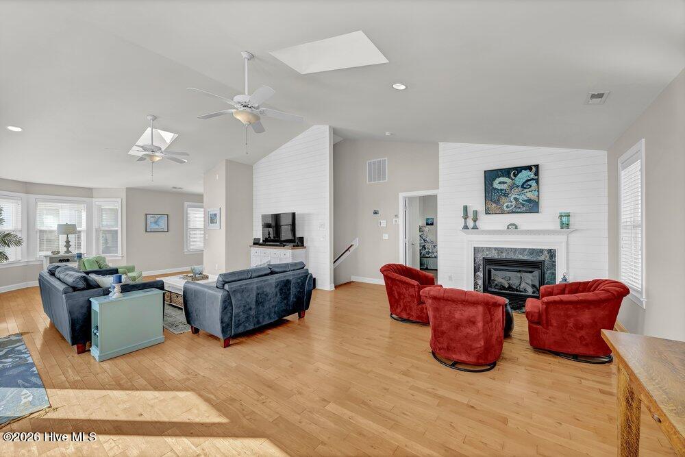301 Carolina Beach Avenue S Unit 2 Property Photo 12
