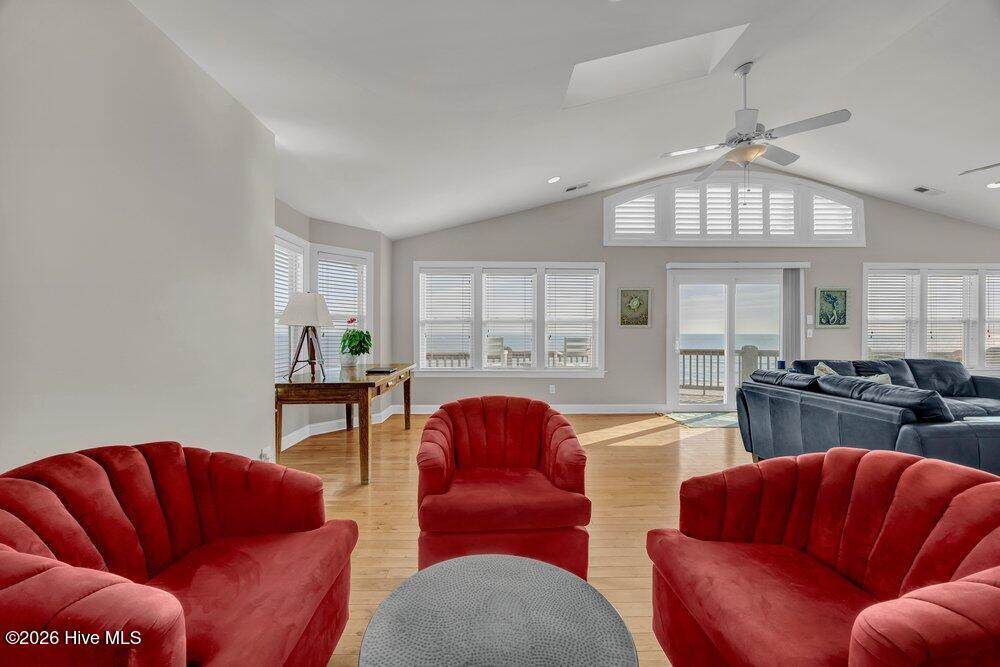 301 Carolina Beach Avenue S Unit 2 Property Photo 13