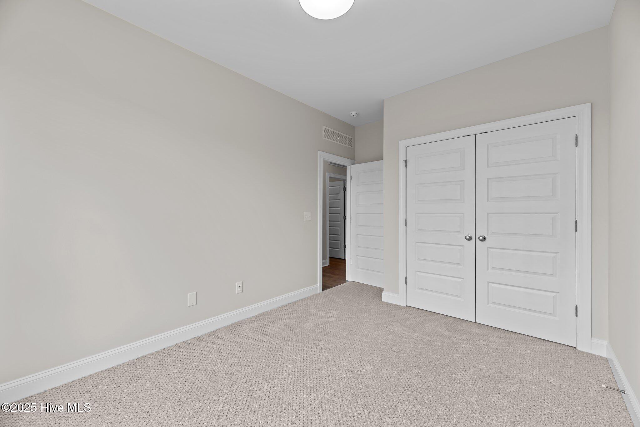 1015 Brighton Drive Property Photo 27