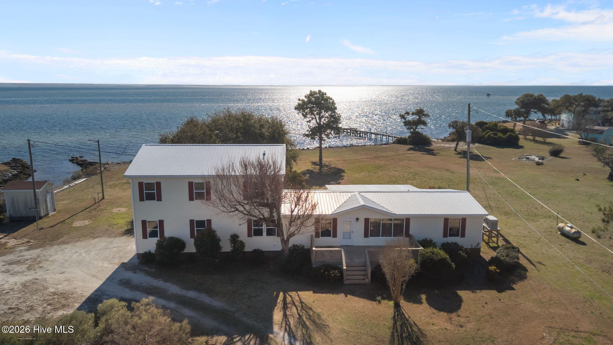 630 Seashore Drive Property Photo 1