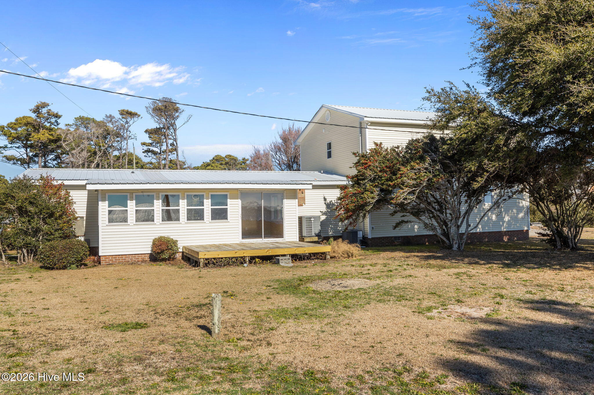 630 Seashore Drive Property Photo 5
