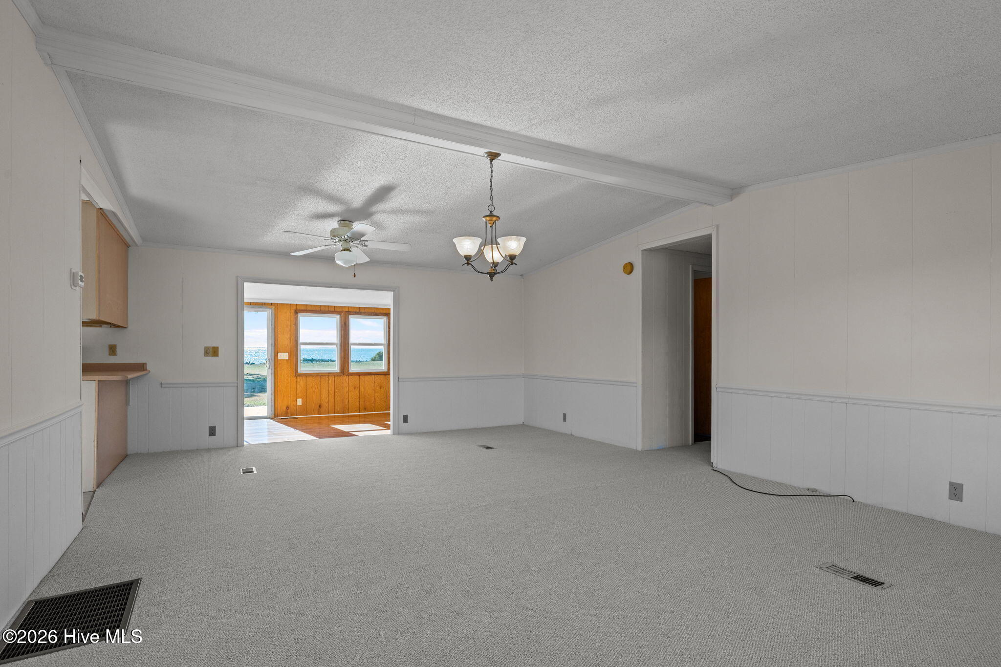630 Seashore Drive Property Photo 13