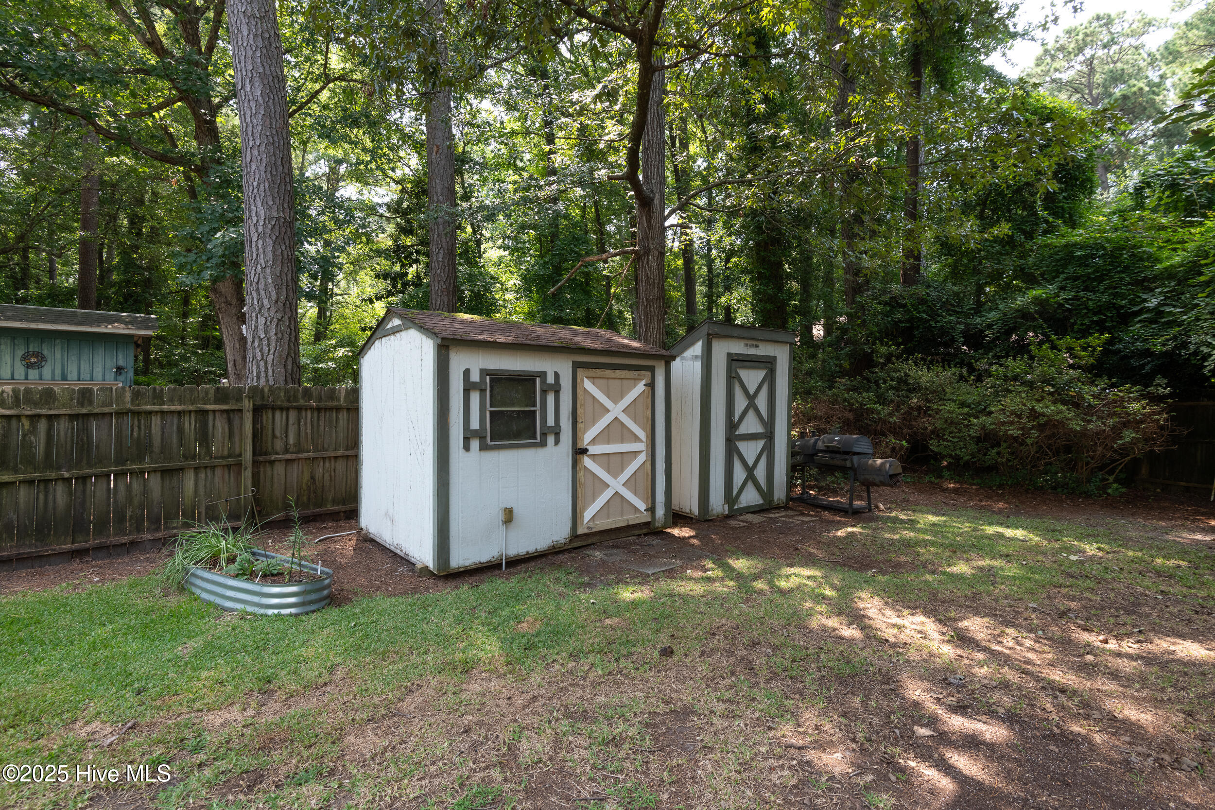 401 Martinsborough Road Property Photo 13