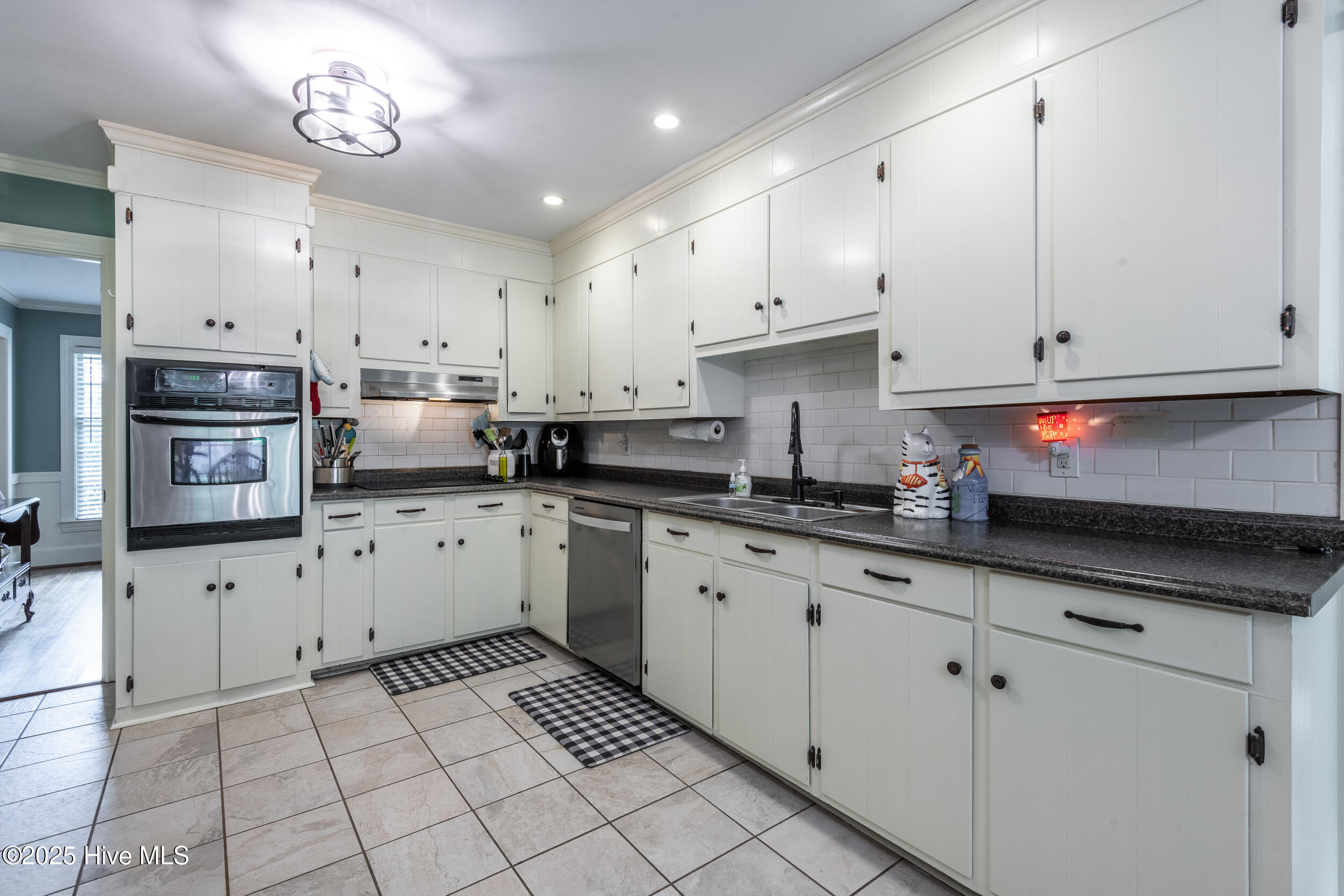 401 Martinsborough Road Property Photo 30