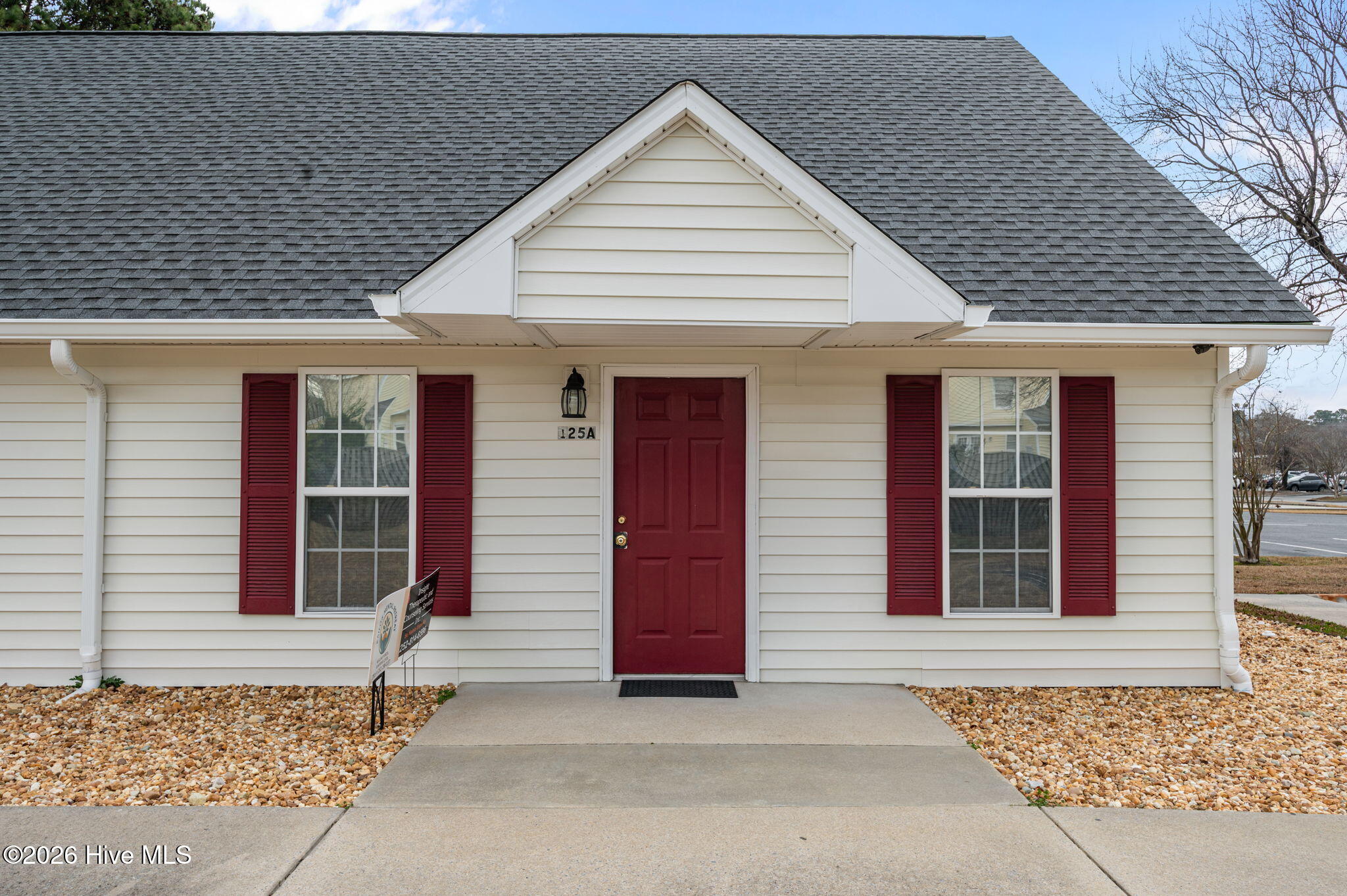 125 Oakmont Drive Property Photo 6
