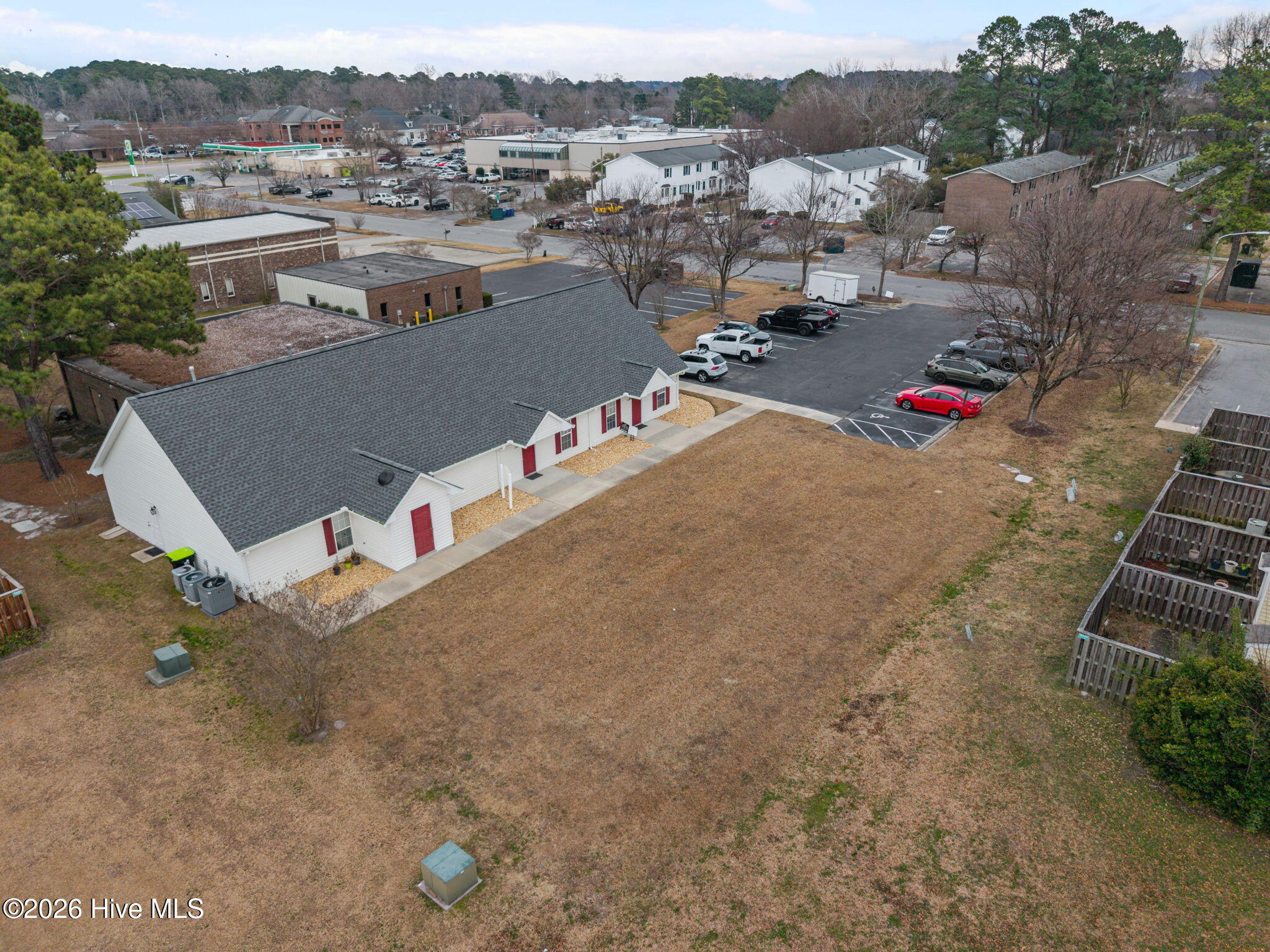 125 Oakmont Drive Property Photo 9