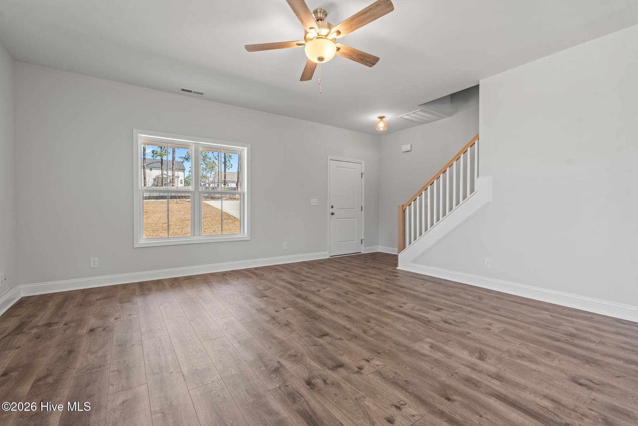 1013 Ivory Lane Property Photo 4