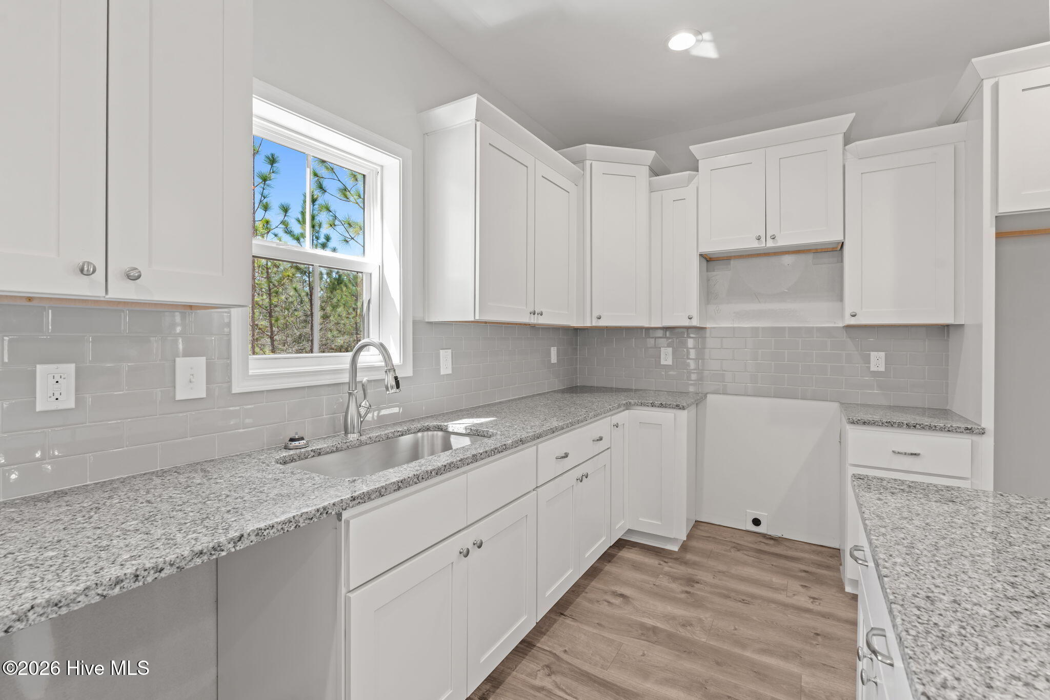 1013 Ivory Lane Property Photo 8
