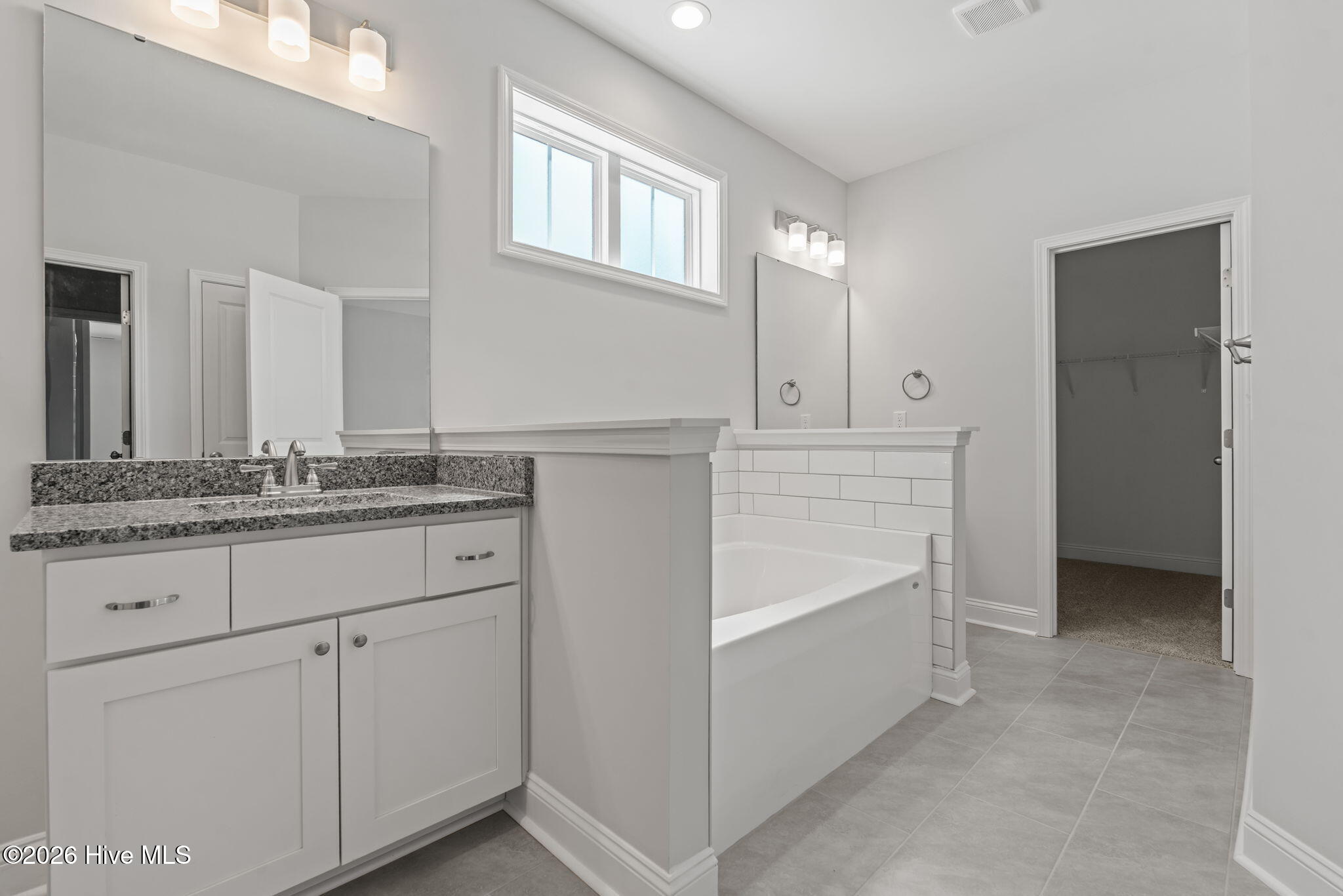 1013 Ivory Lane Property Photo 10