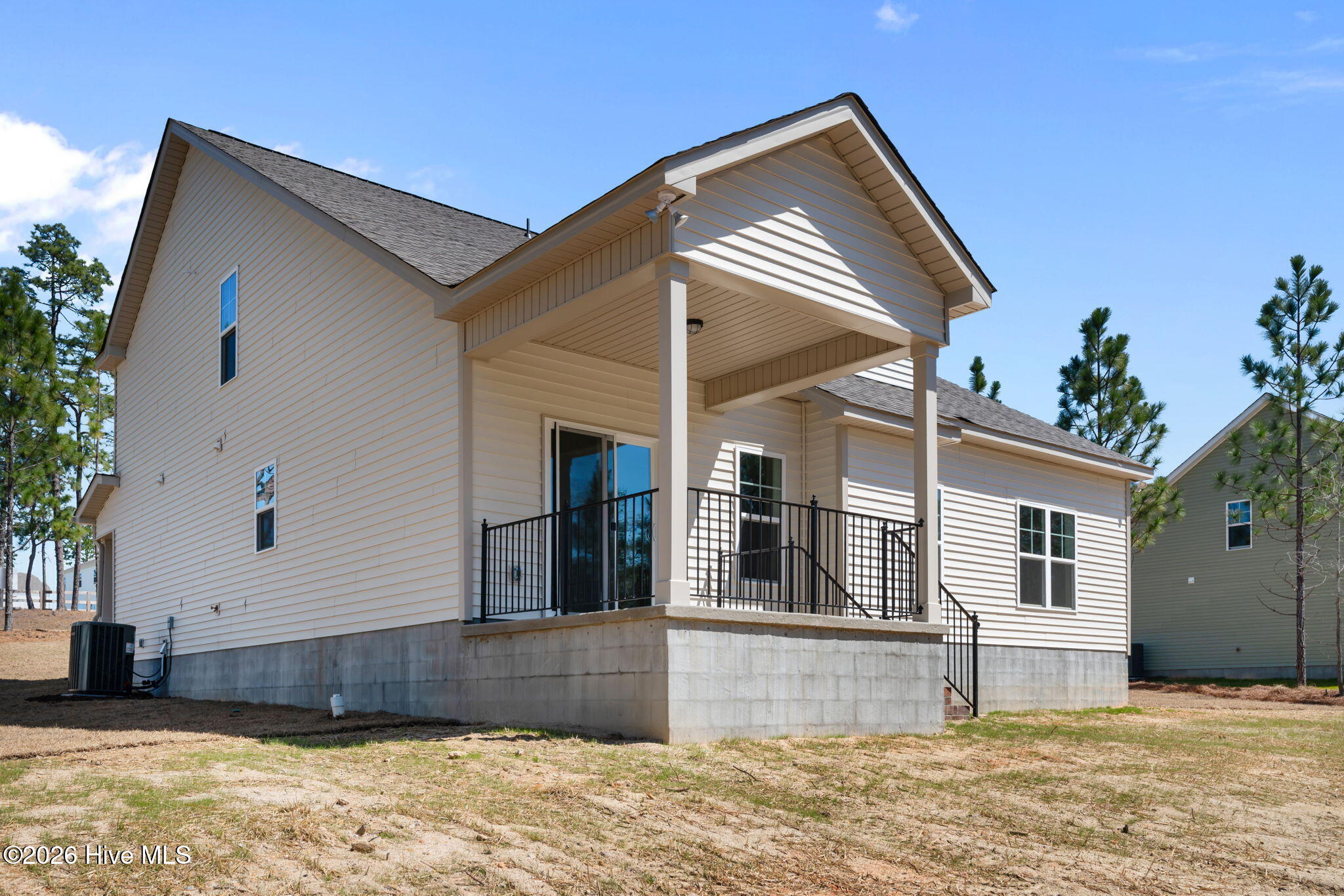 1005 Ivory Lane Property Photo 14