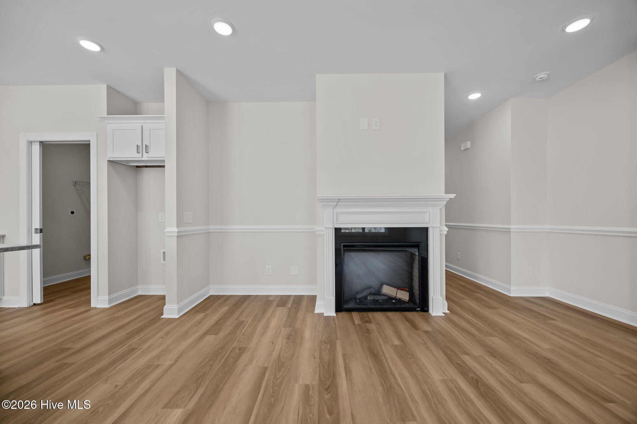 333 Mangrove Court Property Photo 8