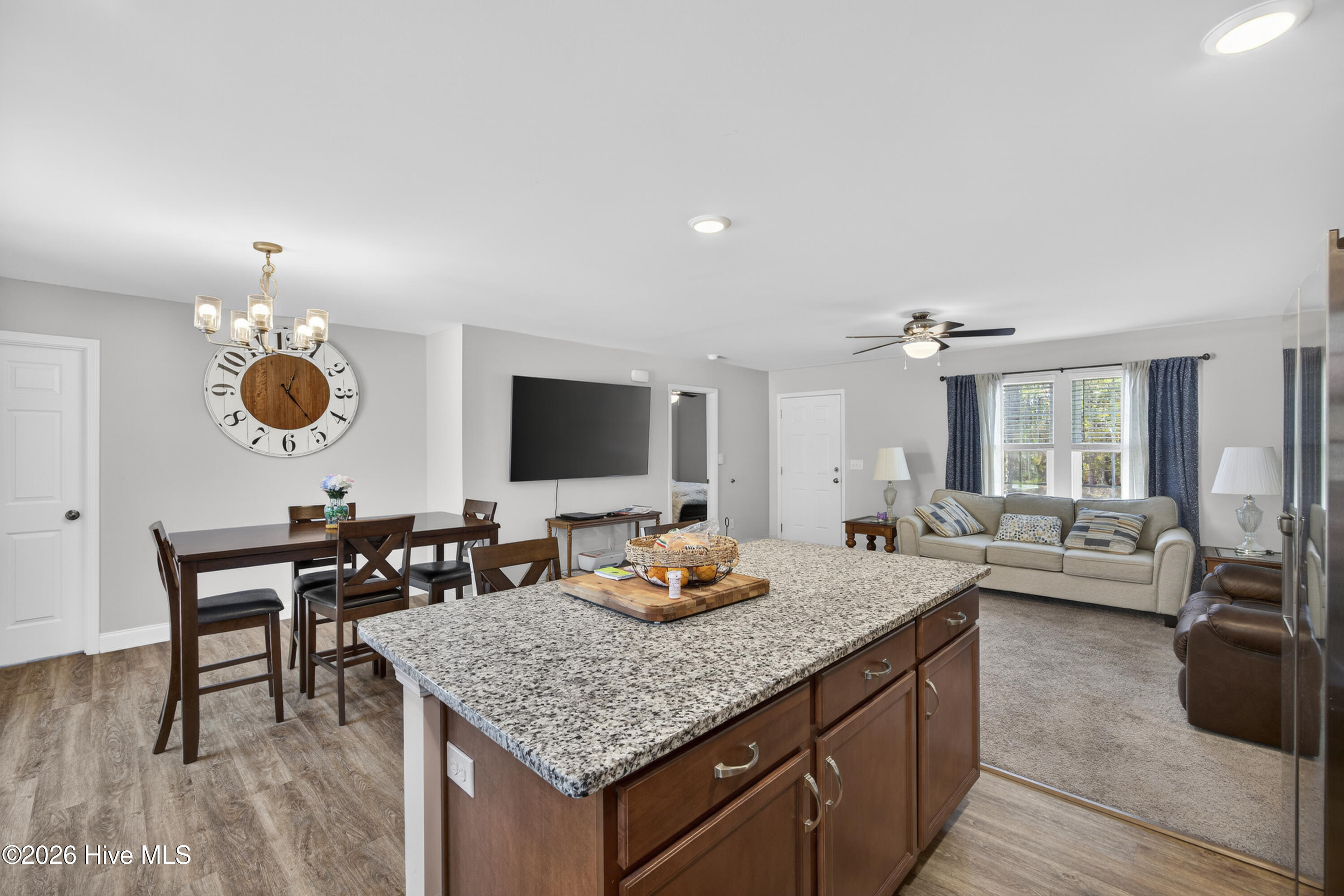1053 Springdale Road Property Photo 4