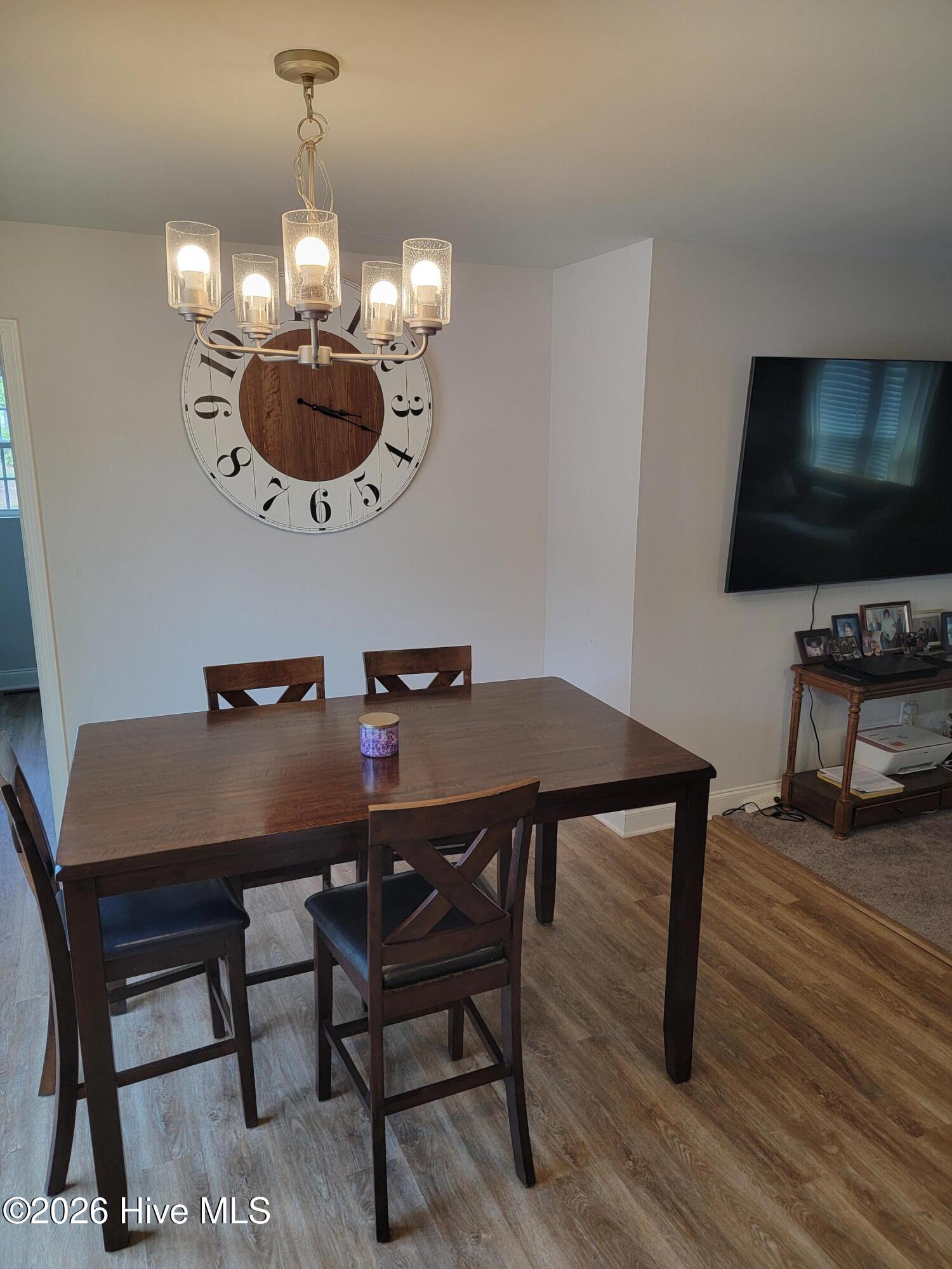 1053 Springdale Road Property Photo 8