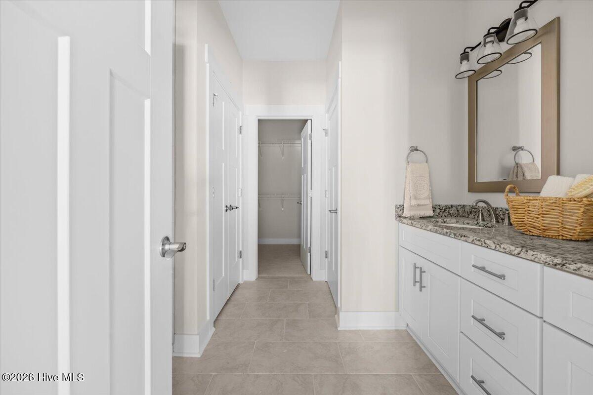309 Elijah Way Property Photo 20