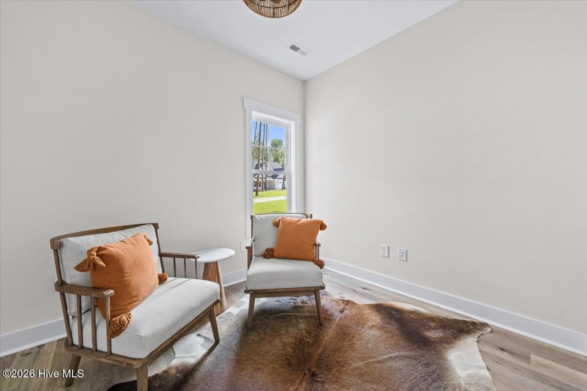 309 Elijah Way Property Photo 27