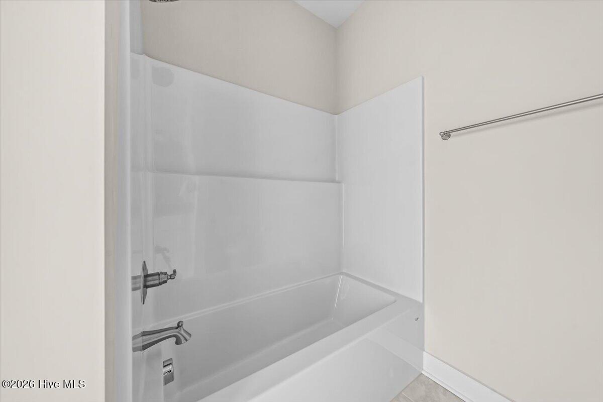 309 Elijah Way Property Photo 32