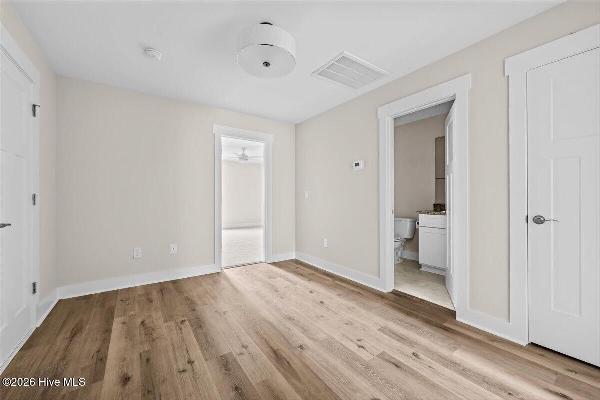 309 Elijah Way Property Photo 34