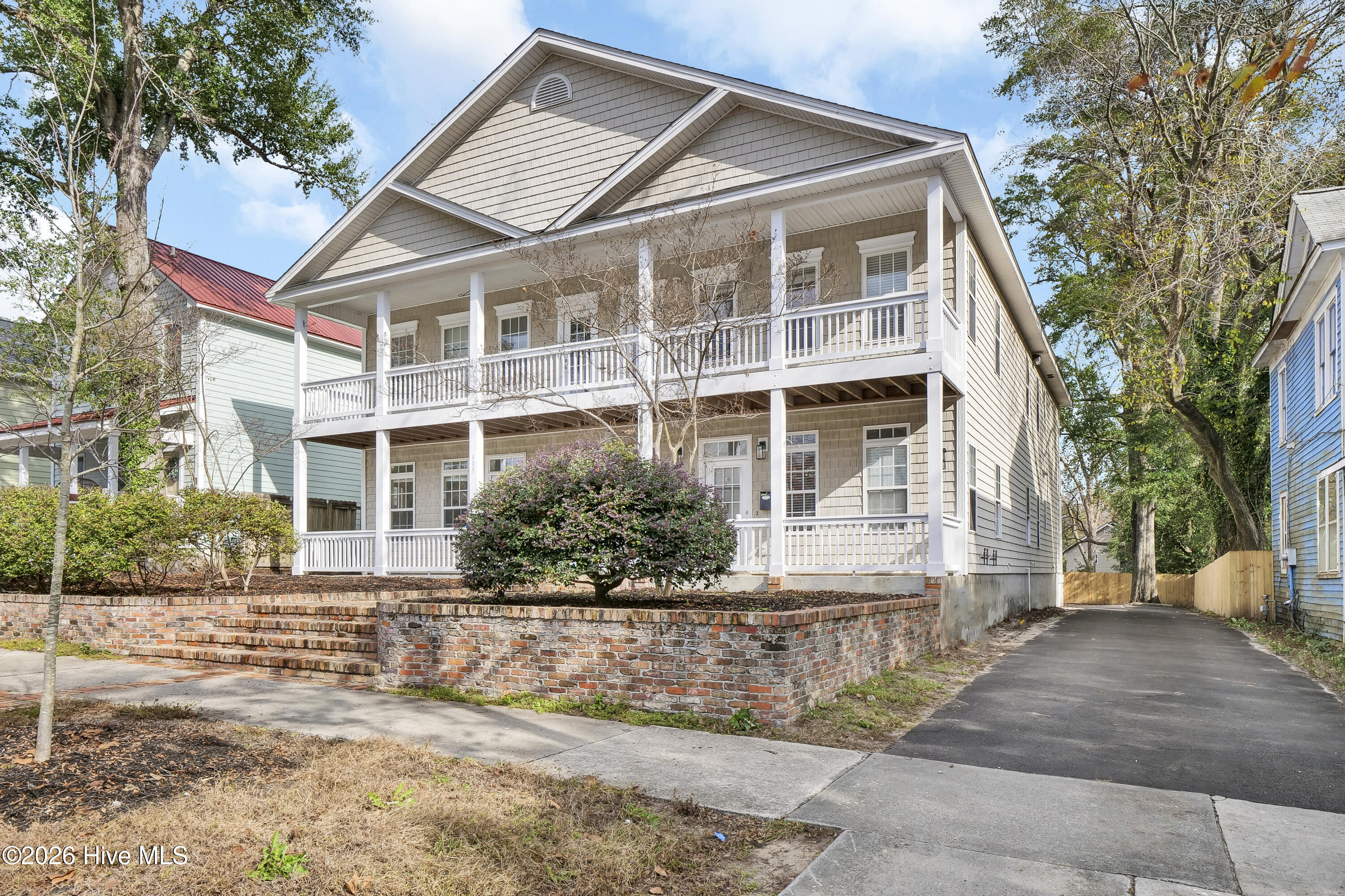 405 S 6th Street 3