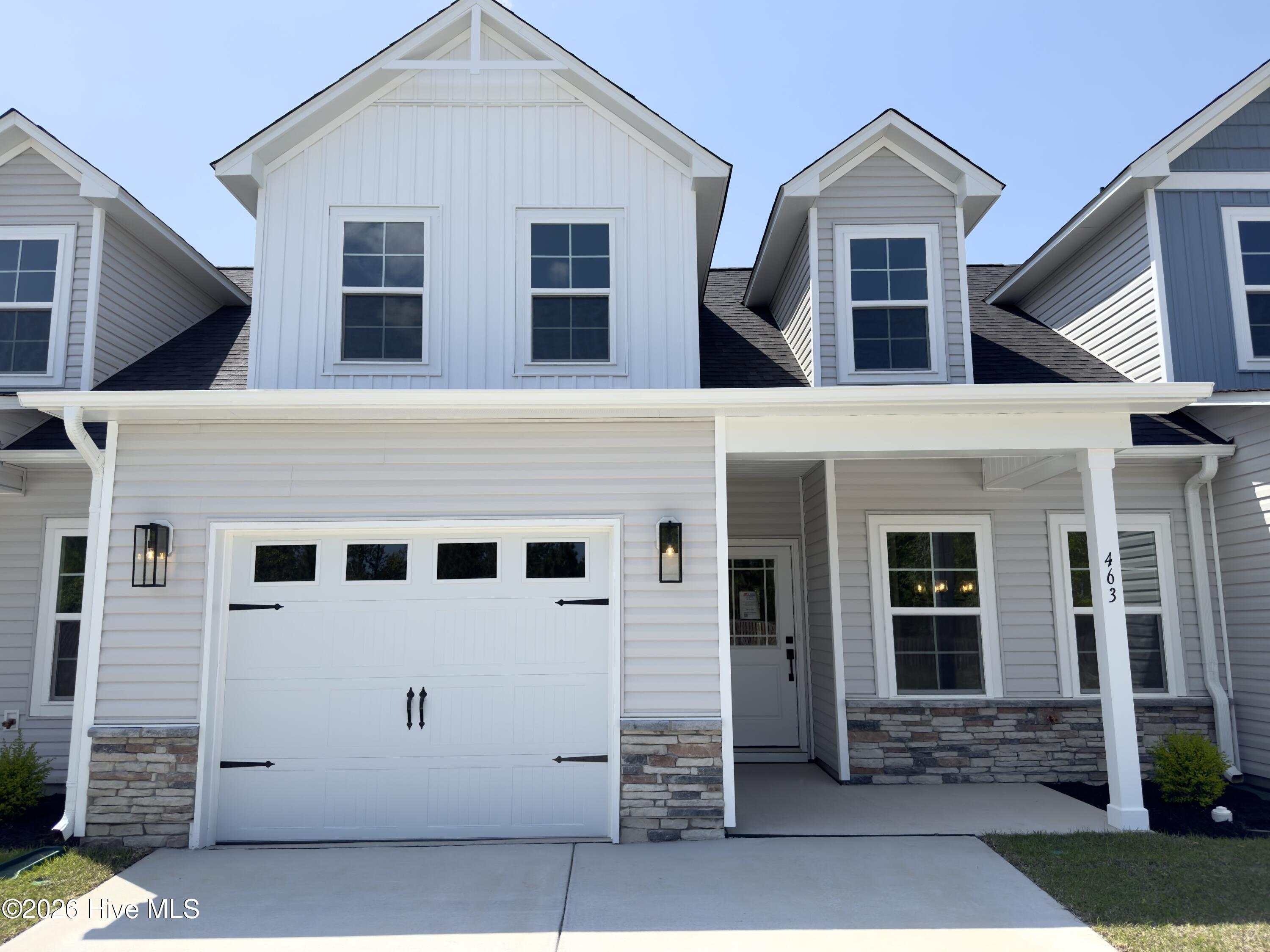 463 Timbercrest Circle Se Property Photo 1