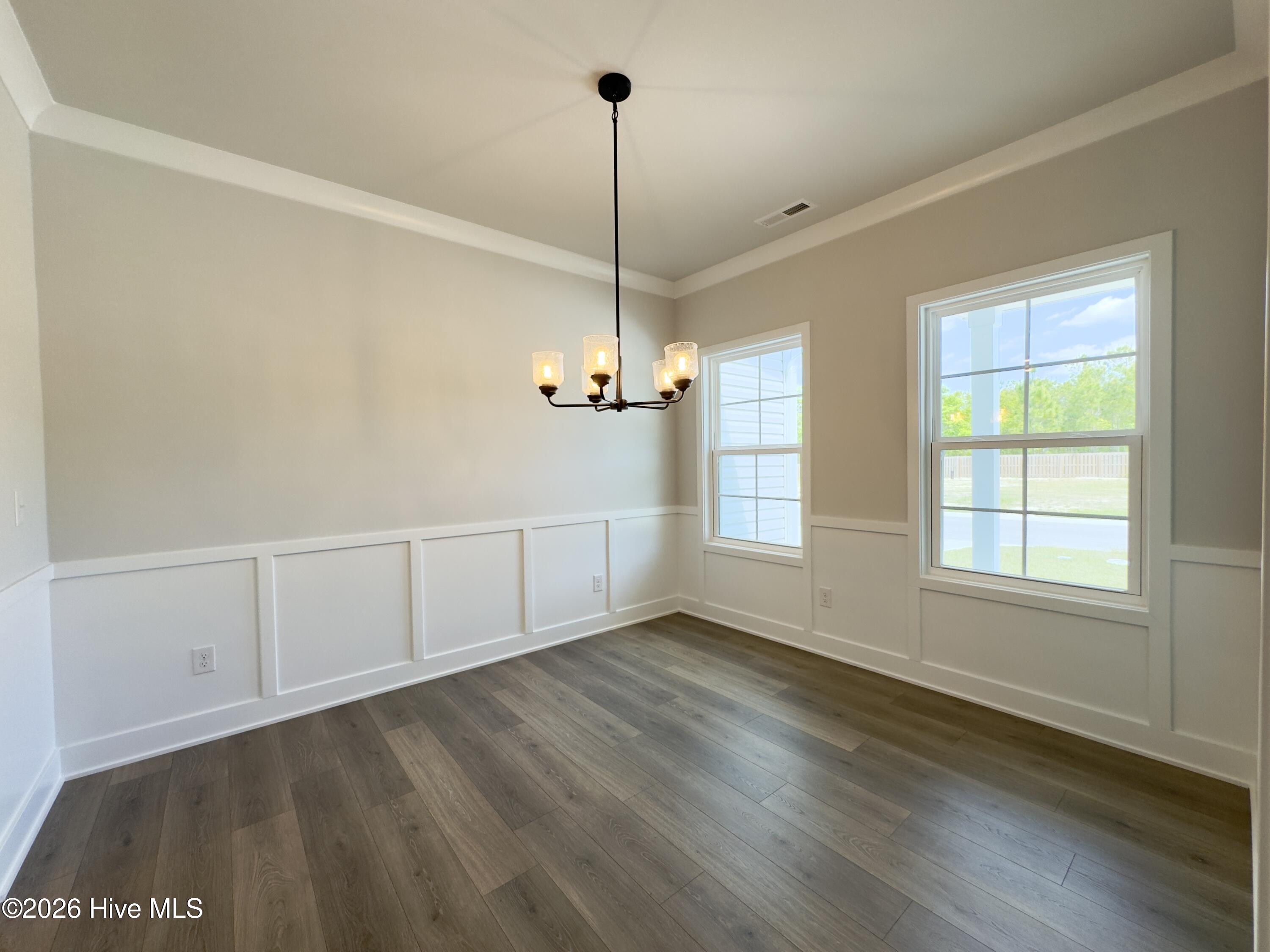 463 Timbercrest Circle Se Property Photo 5