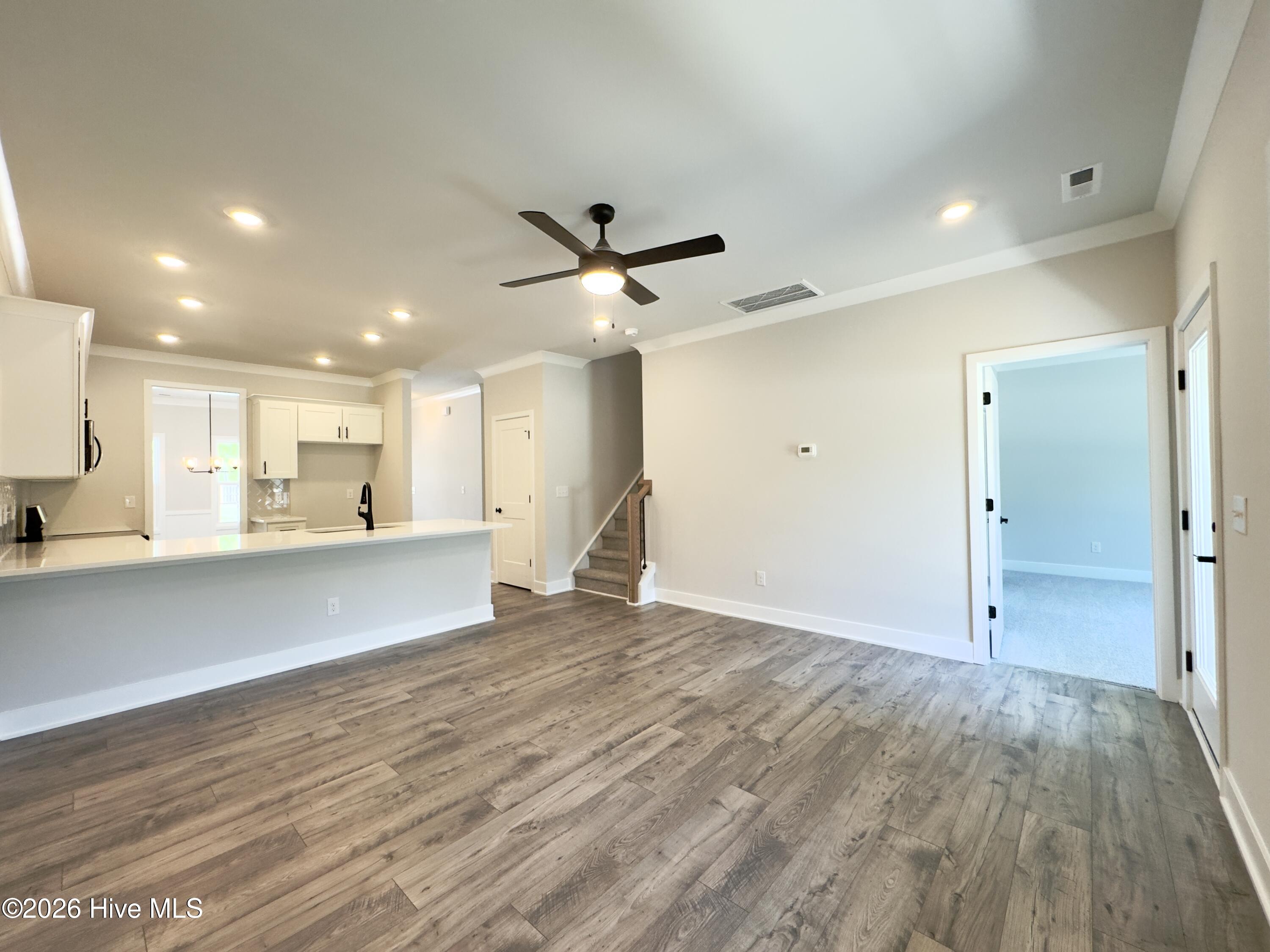 463 Timbercrest Circle Se Property Photo 9