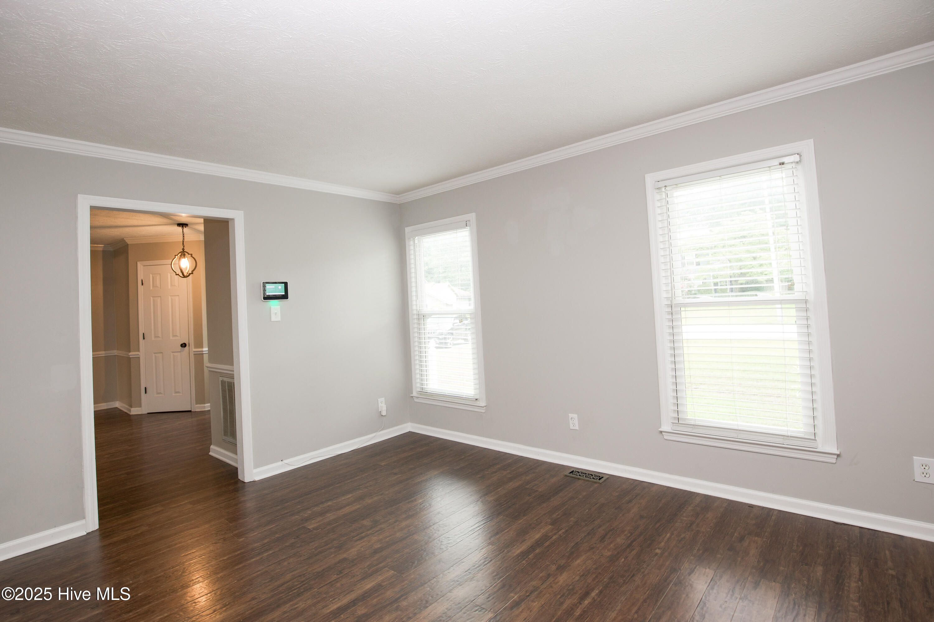 3473 Thorndike Drive Property Photo 8