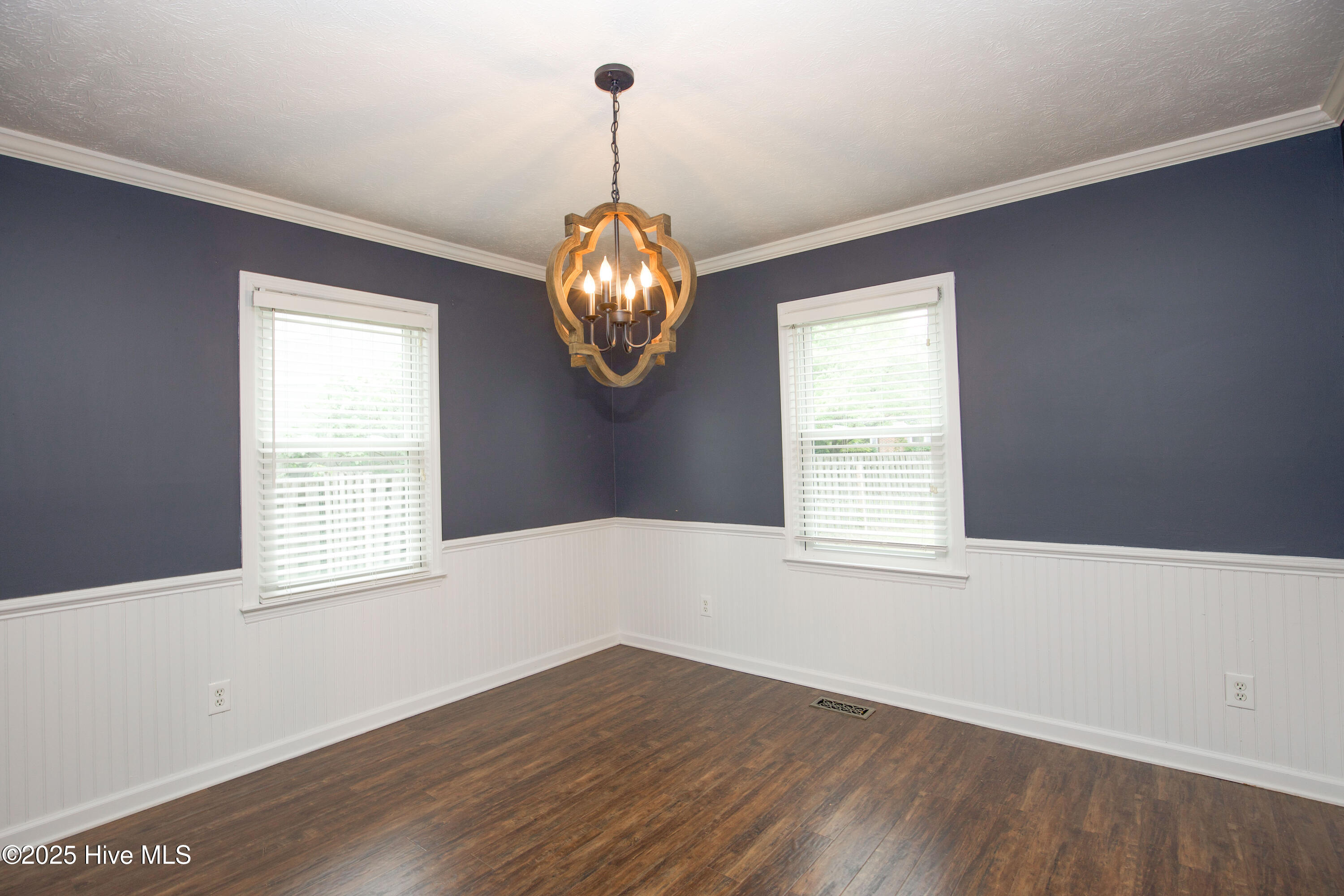3473 Thorndike Drive Property Photo 9