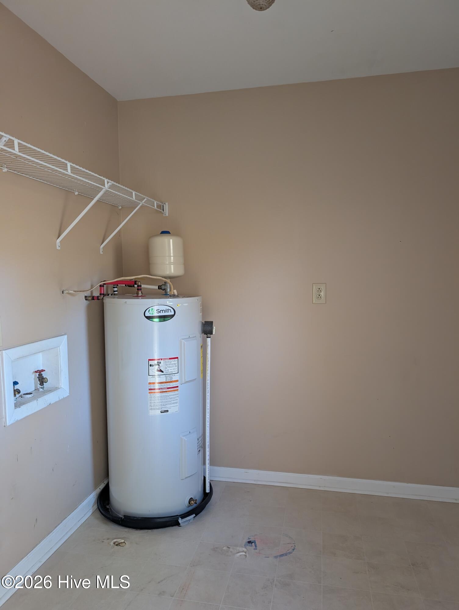 204 Shamrock Drive Property Photo 9