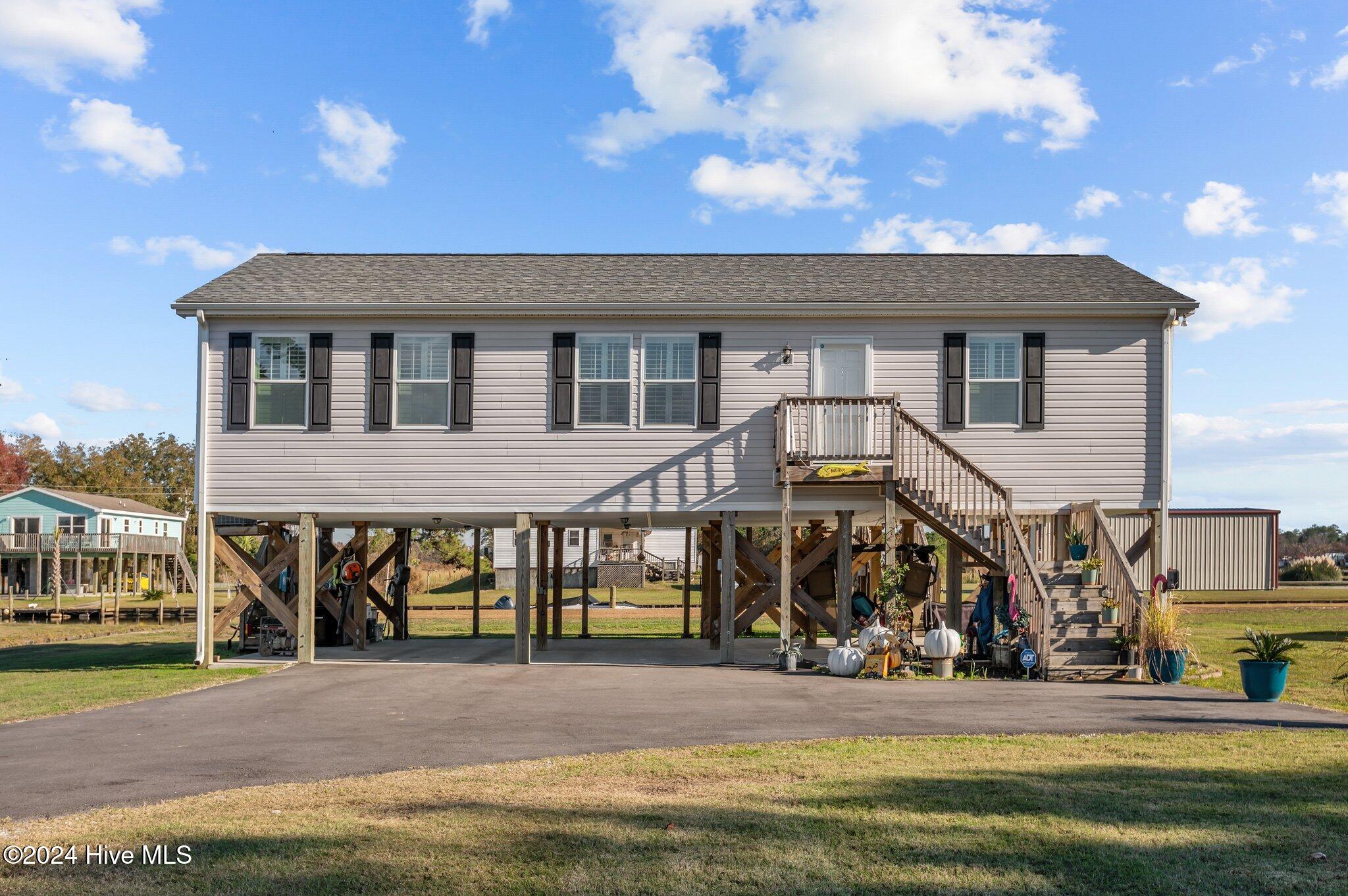 1134 Whichards Beach Road Property Photo 3