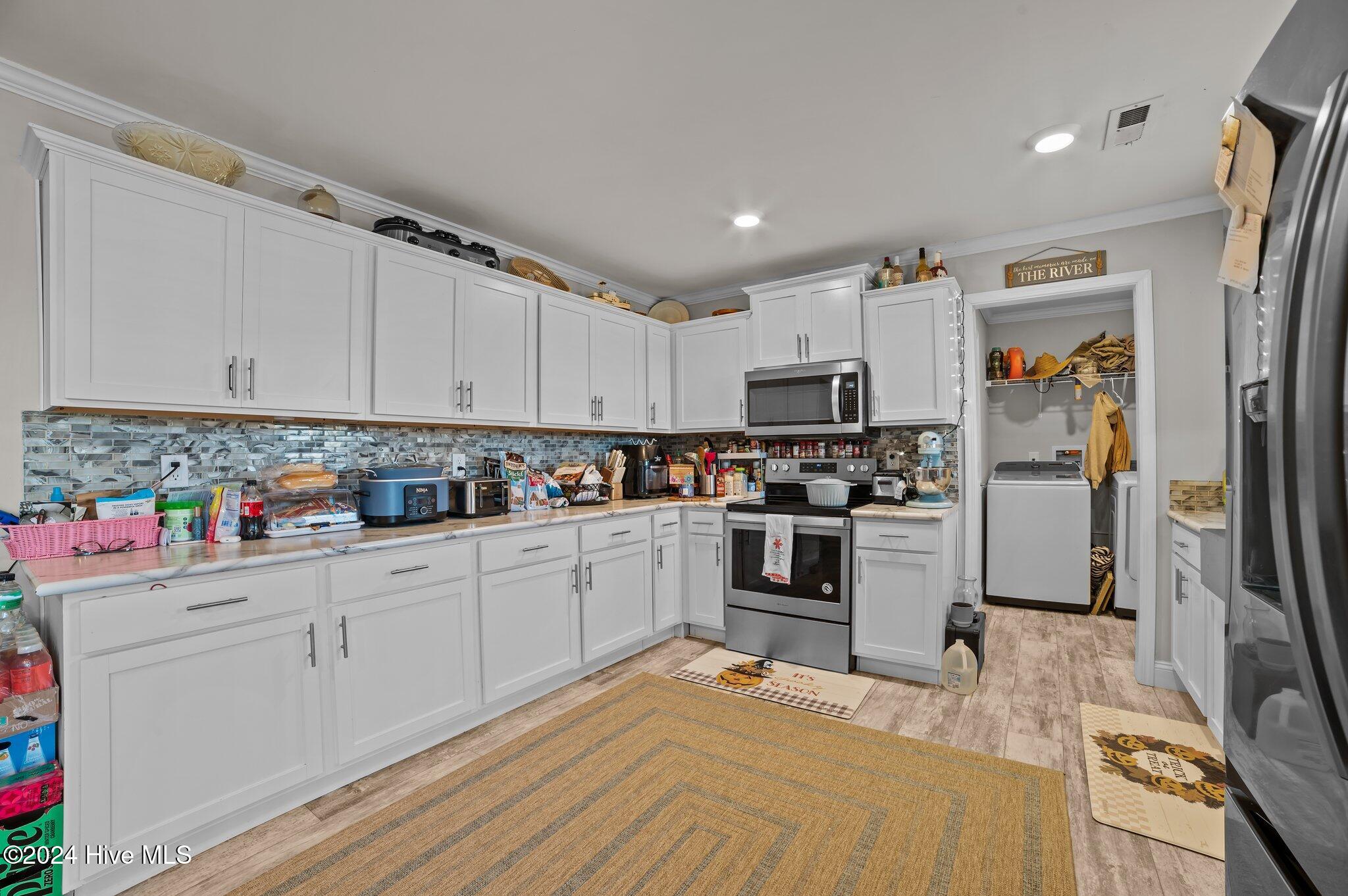 1134 Whichards Beach Road Property Photo 10