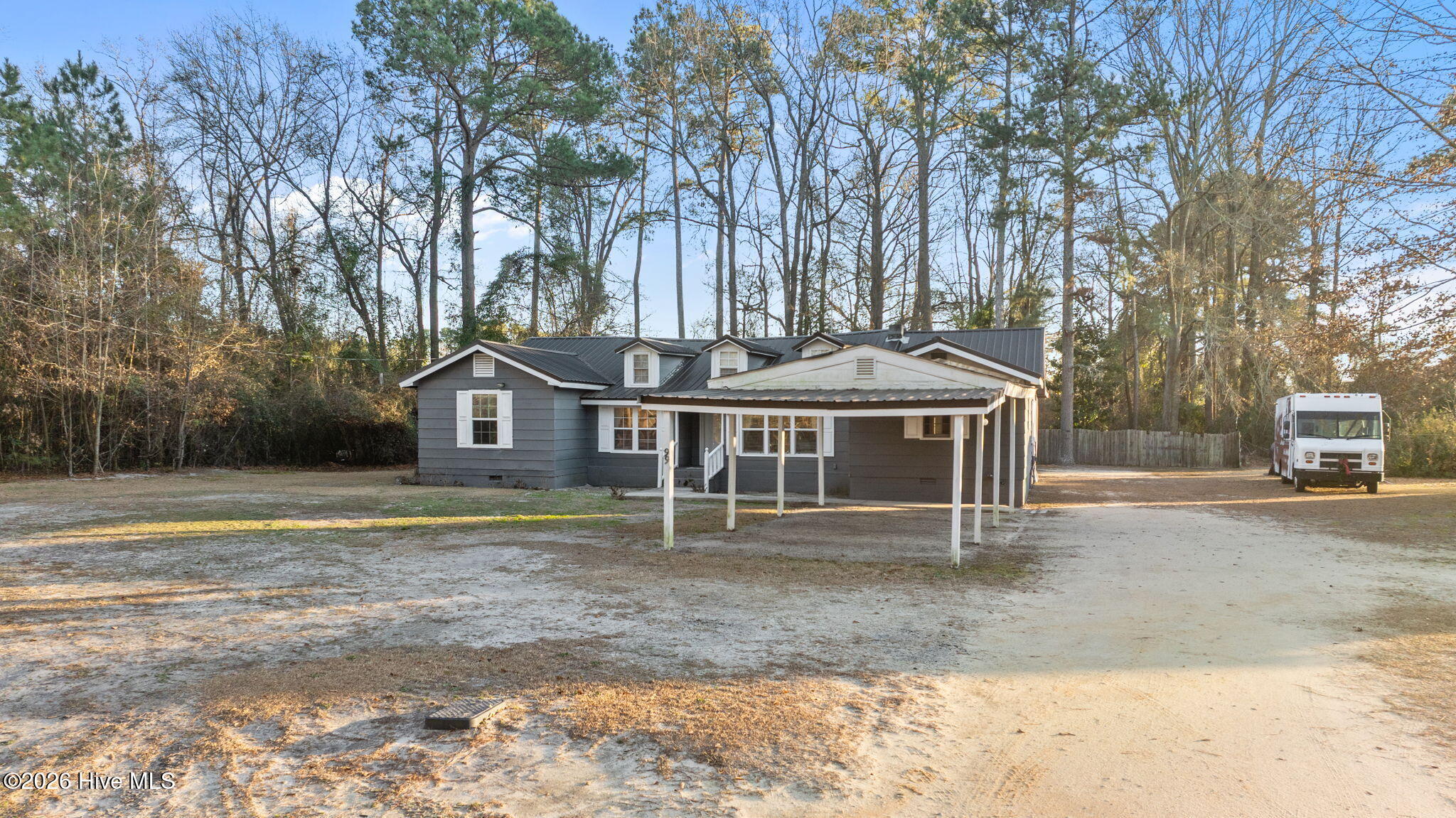 99 Rich Street Property Photo 3
