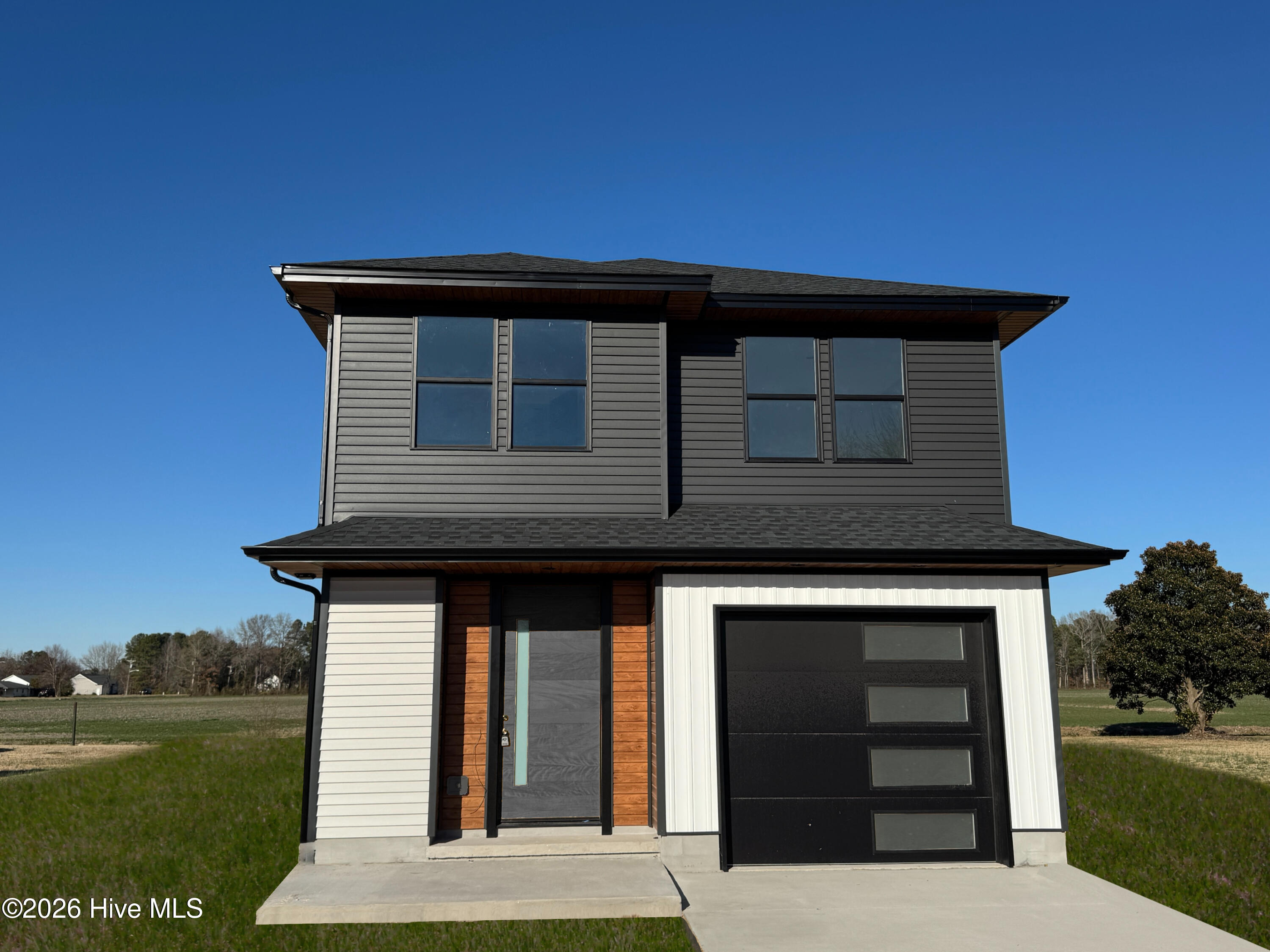 106 Schwarzkopf Drive Property Photo 1