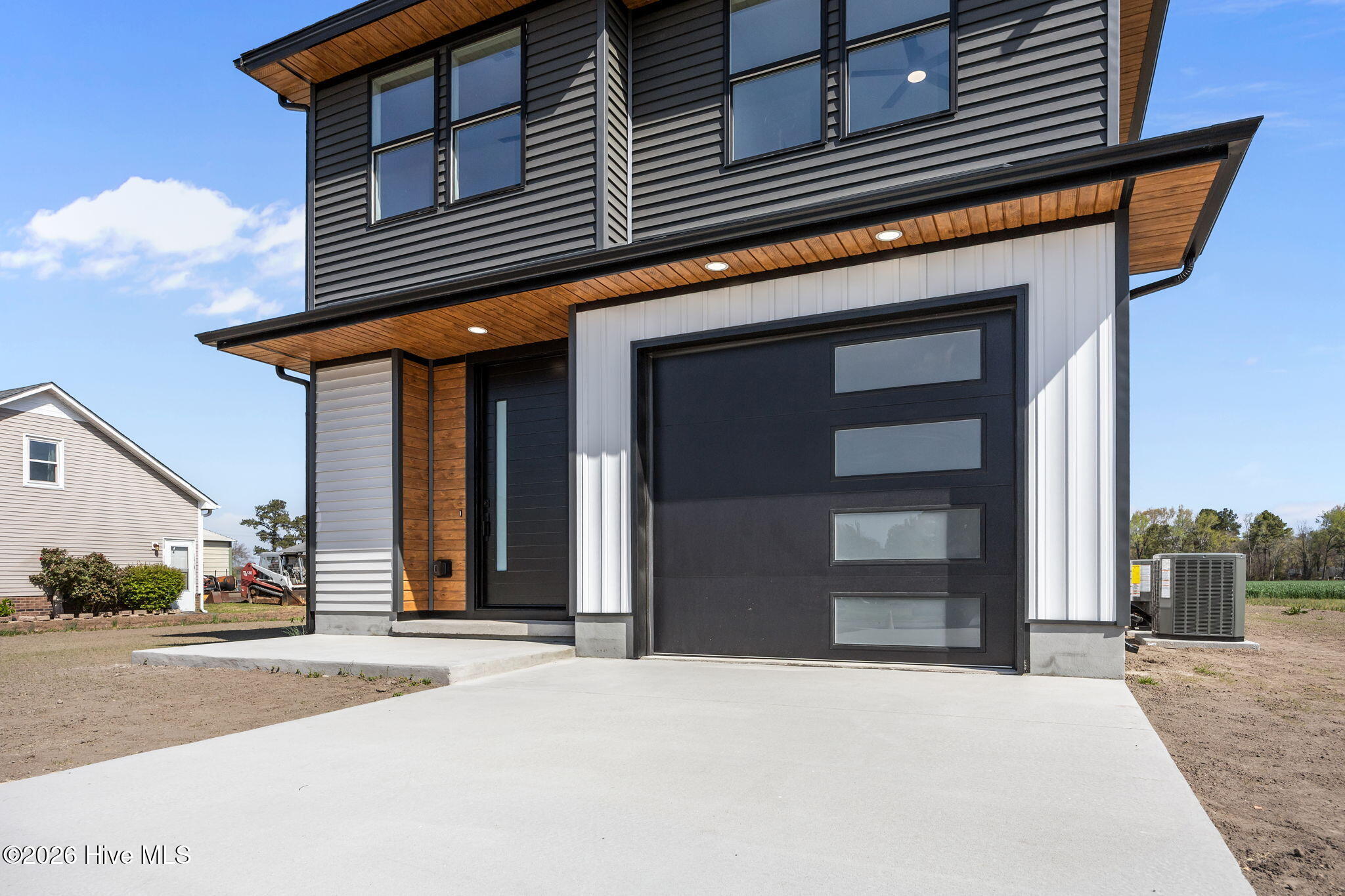 106 Schwarzkopf Drive Property Photo 6