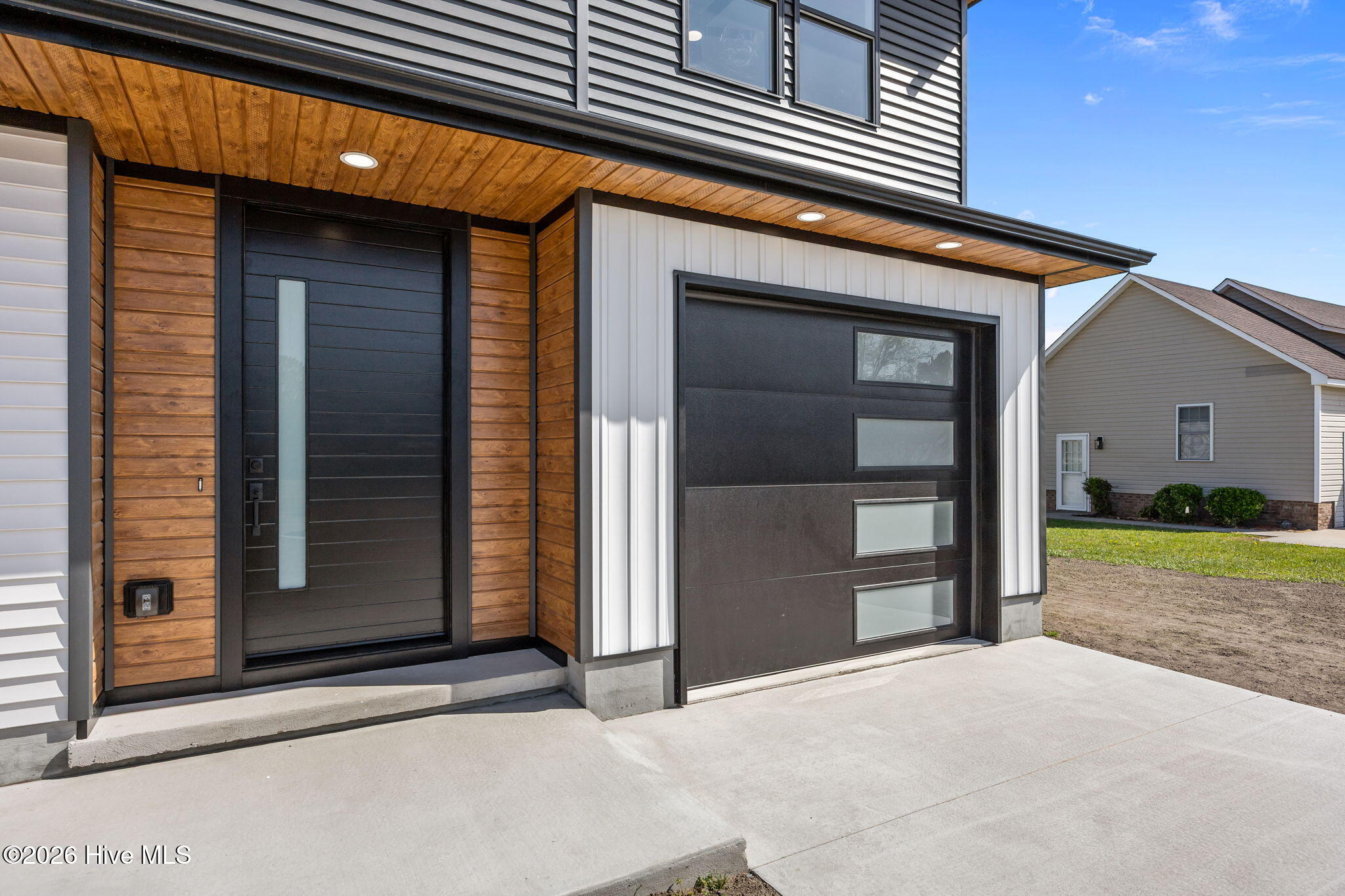106 Schwarzkopf Drive Property Photo 7