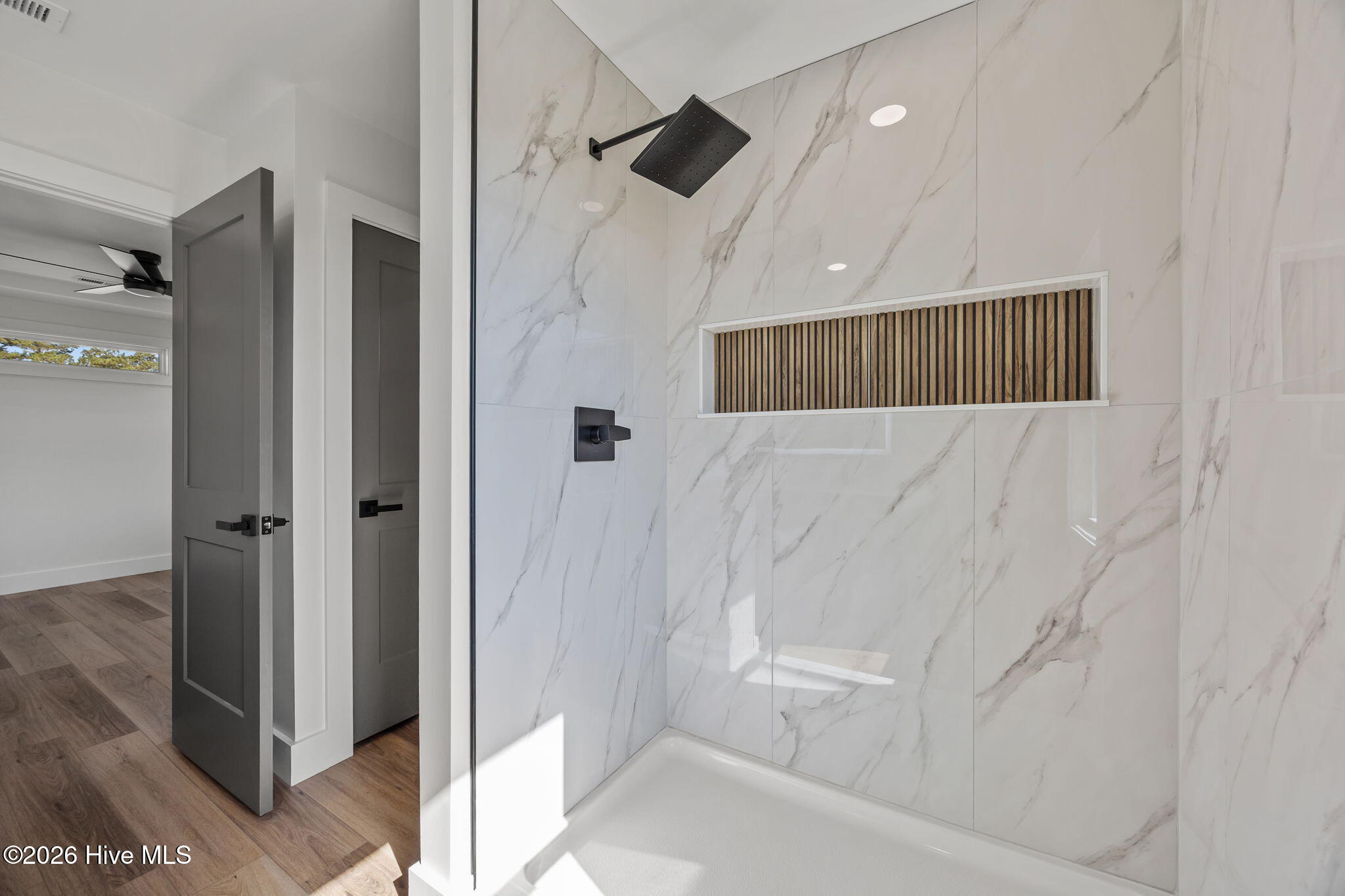 106 Schwarzkopf Drive Property Photo 29