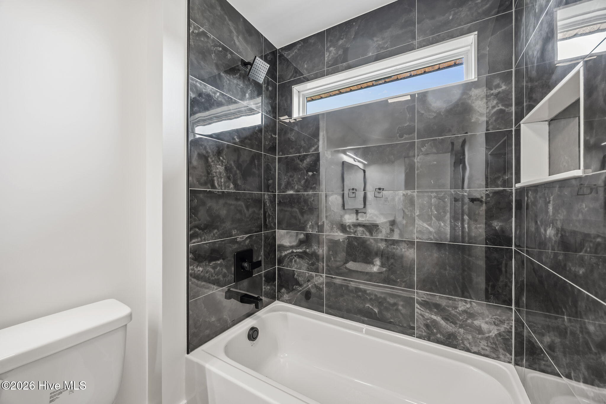 106 Schwarzkopf Drive Property Photo 32